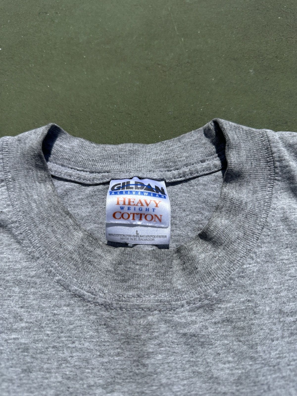 Gildan Heavyweight Canada Graphic Tee Size US L / EU 52-54 / 3 - 4 Thumbnail