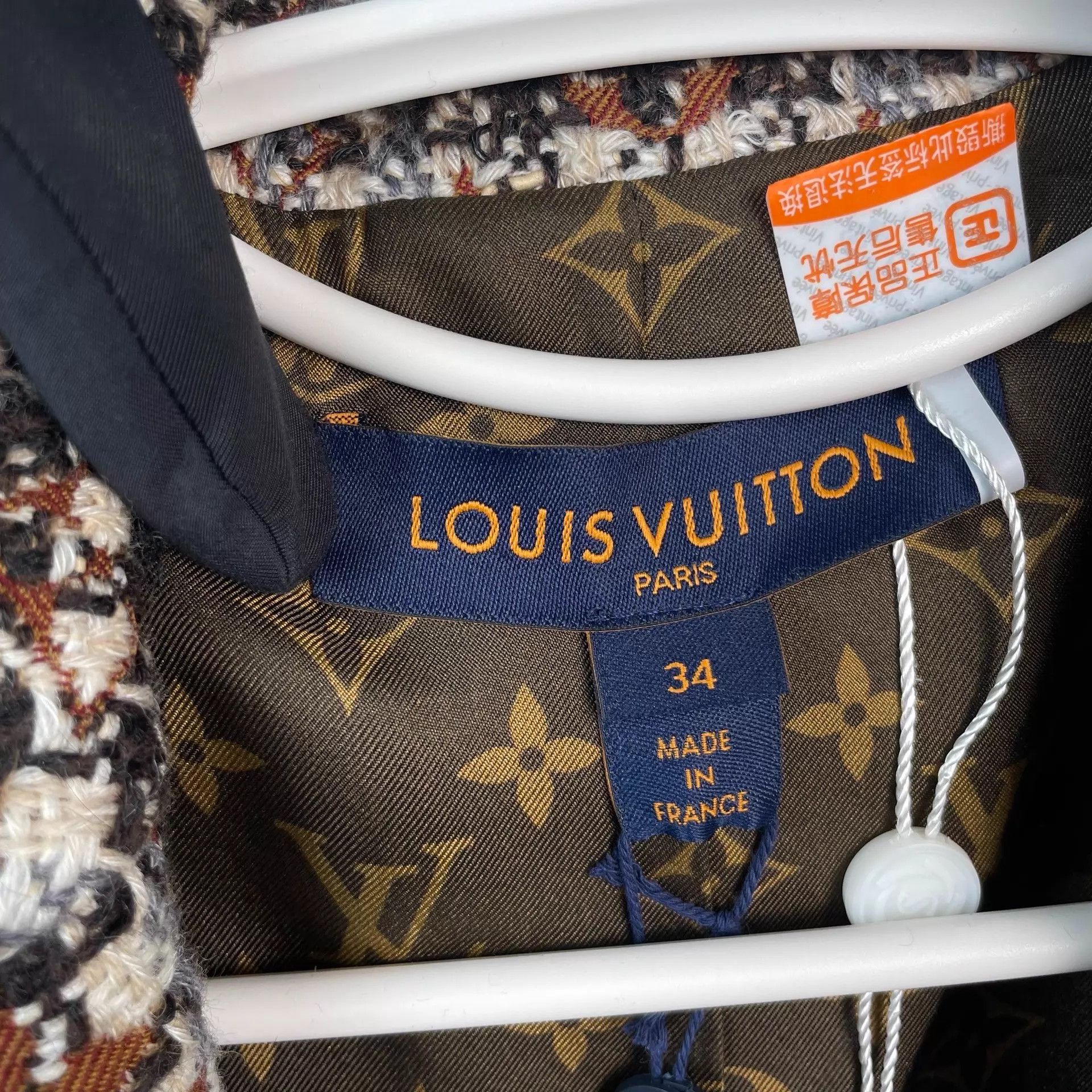 Louis Vuitton LV tweed blazer women's size 34 logo-lined tags & dust bag Size XS / US 0-2 / IT 36-38 - 3 Thumbnail