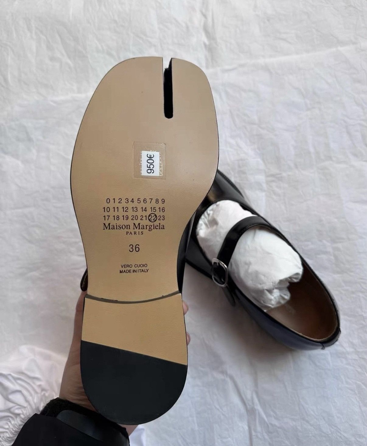 Maison Margiela Maison Margiela Black Tabi Patent Mary Jane Loafers Size US 6 / IT 36 - 5 Thumbnail