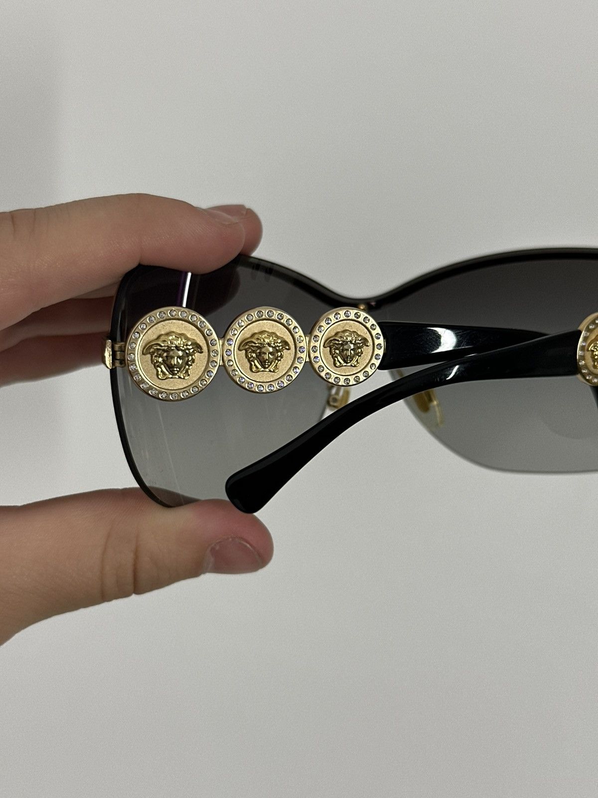 Versace Versace Sunglasses With Case Size ONE SIZE - 7 Thumbnail