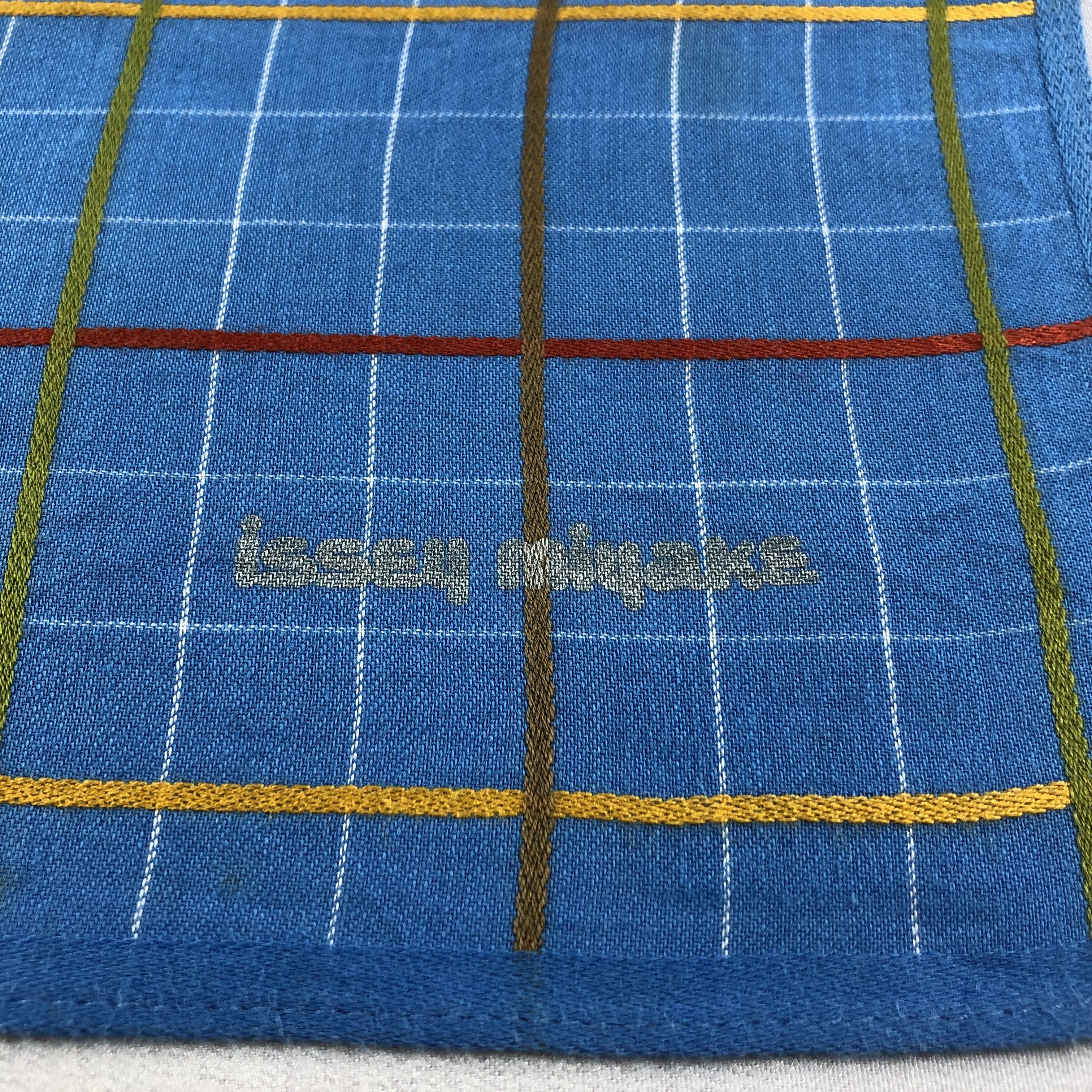Issey Miyake Issey Miyake Handkerchief Neckerchief Bandana H1657 Size ONE SIZE - 4 Thumbnail