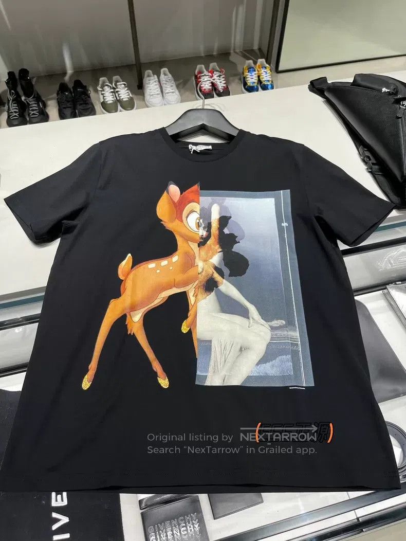Givenchy Givenchy Shark Short Sleeve Size US S / EU 44-46 / 1 - 3 Thumbnail