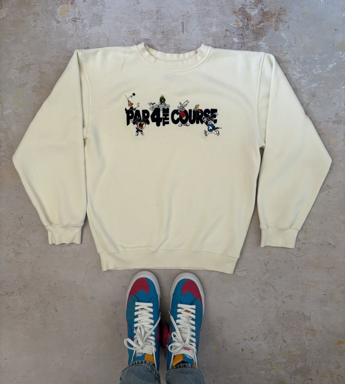 Warner Bros Vintage Warner Bros Looney Tunes y2k sweatshirt Size US L / EU 52-54 / 3 - 1 Thumbnail