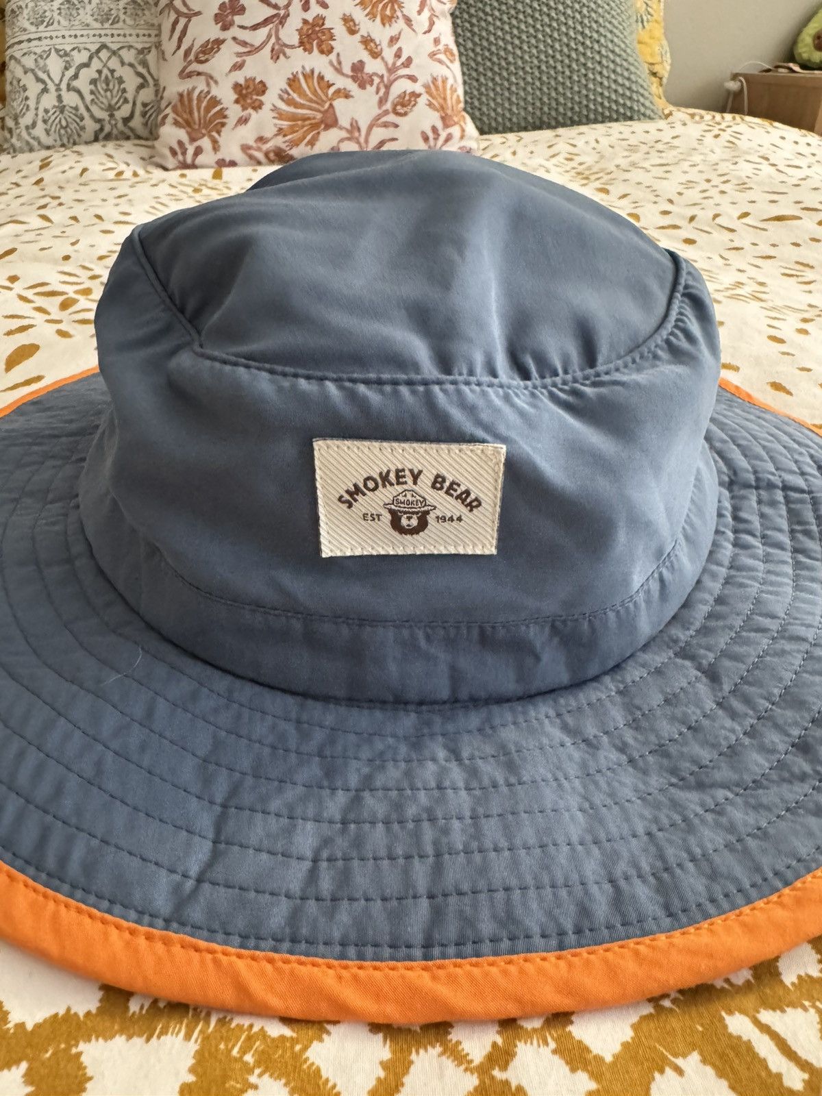 Mad Engine Smokey Bear Official Reversible Bucket Hat / Booney Hat Size ONE SIZE - 1 Thumbnail