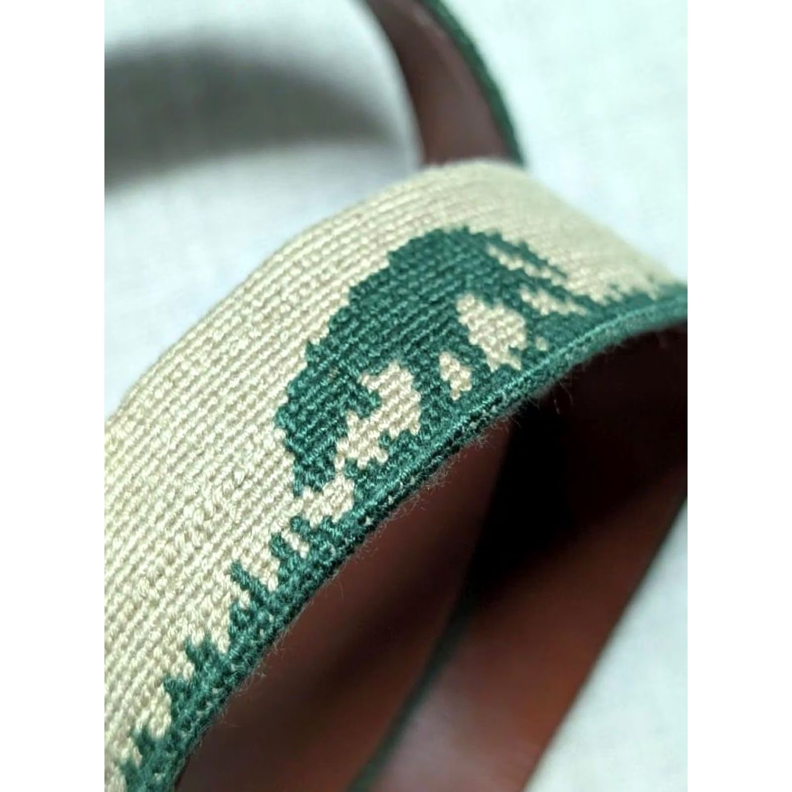 Smathers & Branson VINTAGE Smathers & Branson needlepoint belt 38 brown leather DOG fox hunting GOLF preppy Size 38 - 3 Thumbnail