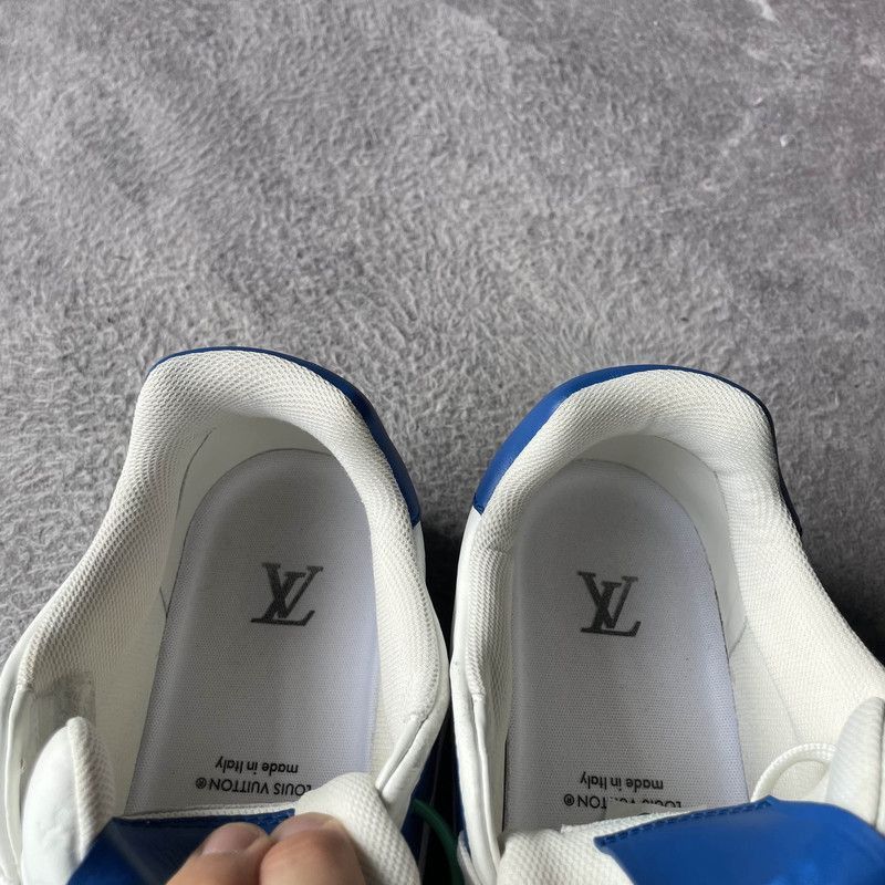 Louis Vuitton Louis Vuitton Low-Top Fashion Sneakers in White and Blue -2 Size US 8 / IT 38 - 9 Thumbnail