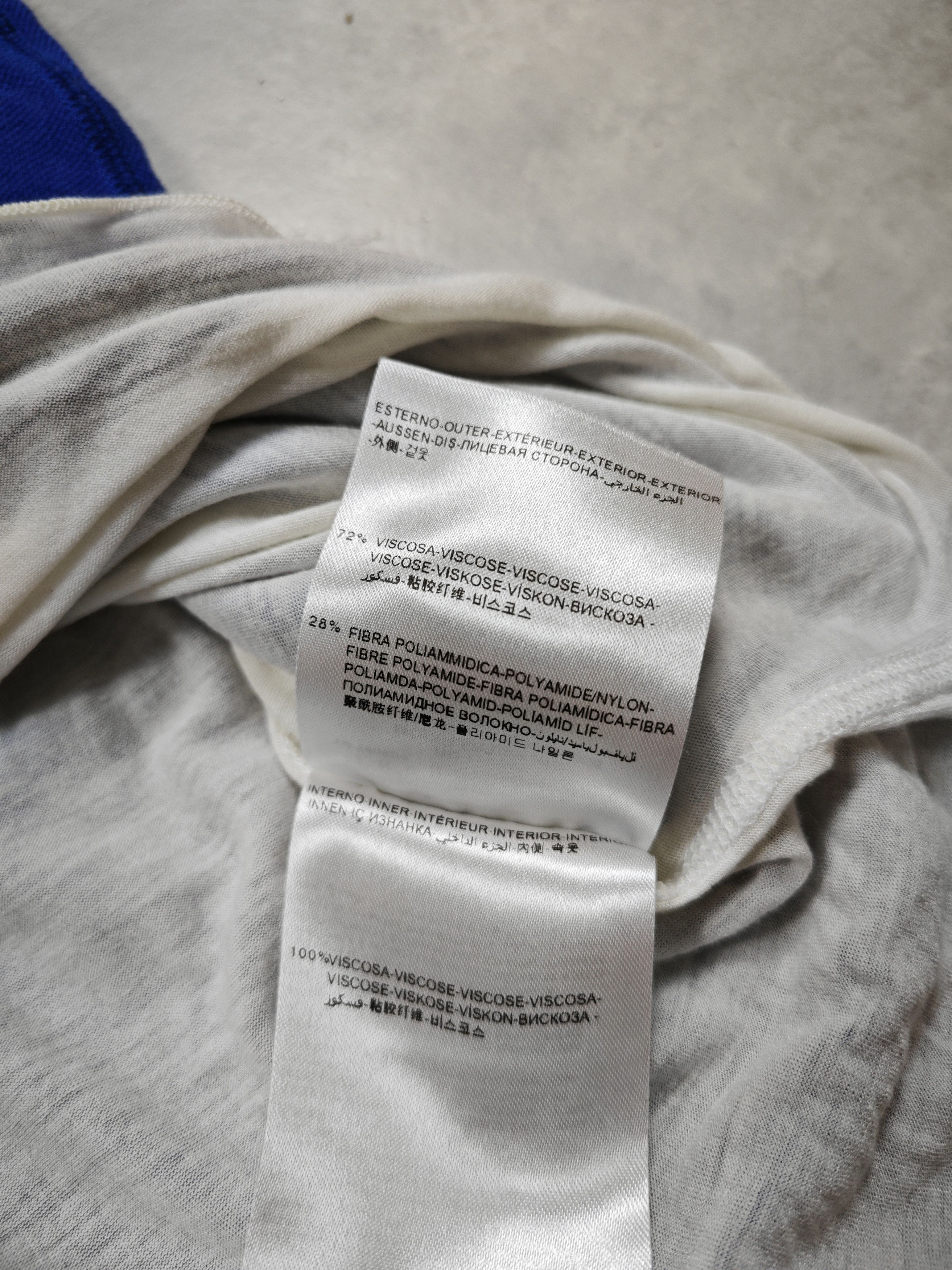 Moncler Moncler T Shirt Size L / US 10 / IT 46 - 7 Thumbnail