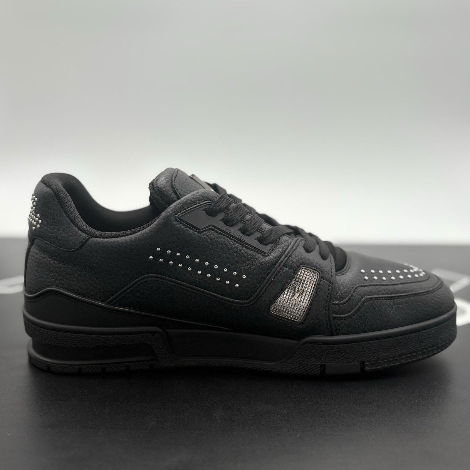 Louis Vuitton 9-9.5 Louis Vuitton Studded Trainer ' Black ' | SUPER CLEAN! Size US 9 / EU 42 - 10 Thumbnail
