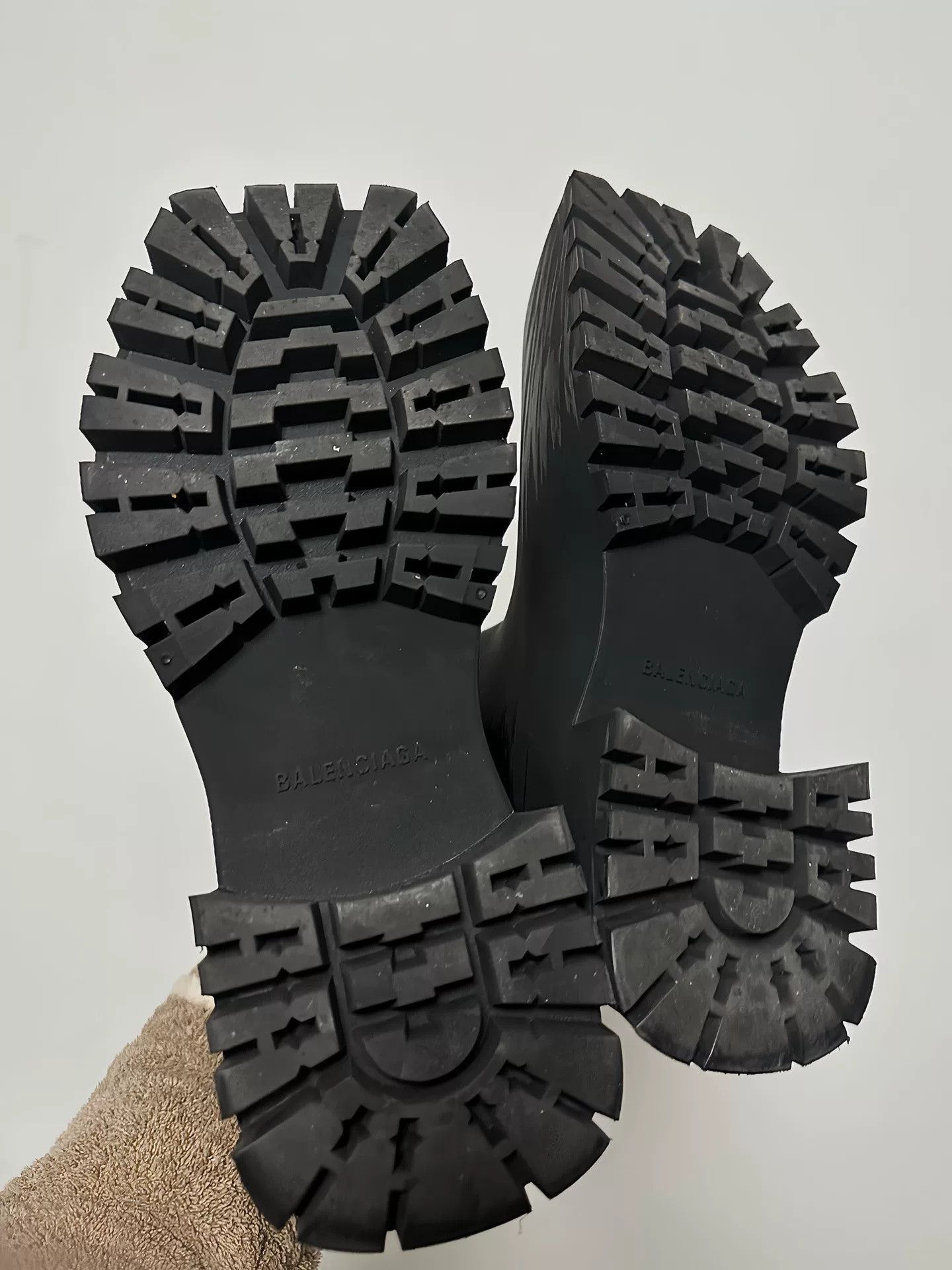 Balenciaga Balenciaga Trooper Rubber Boot Size US 6 / EU 39 - 2 Thumbnail