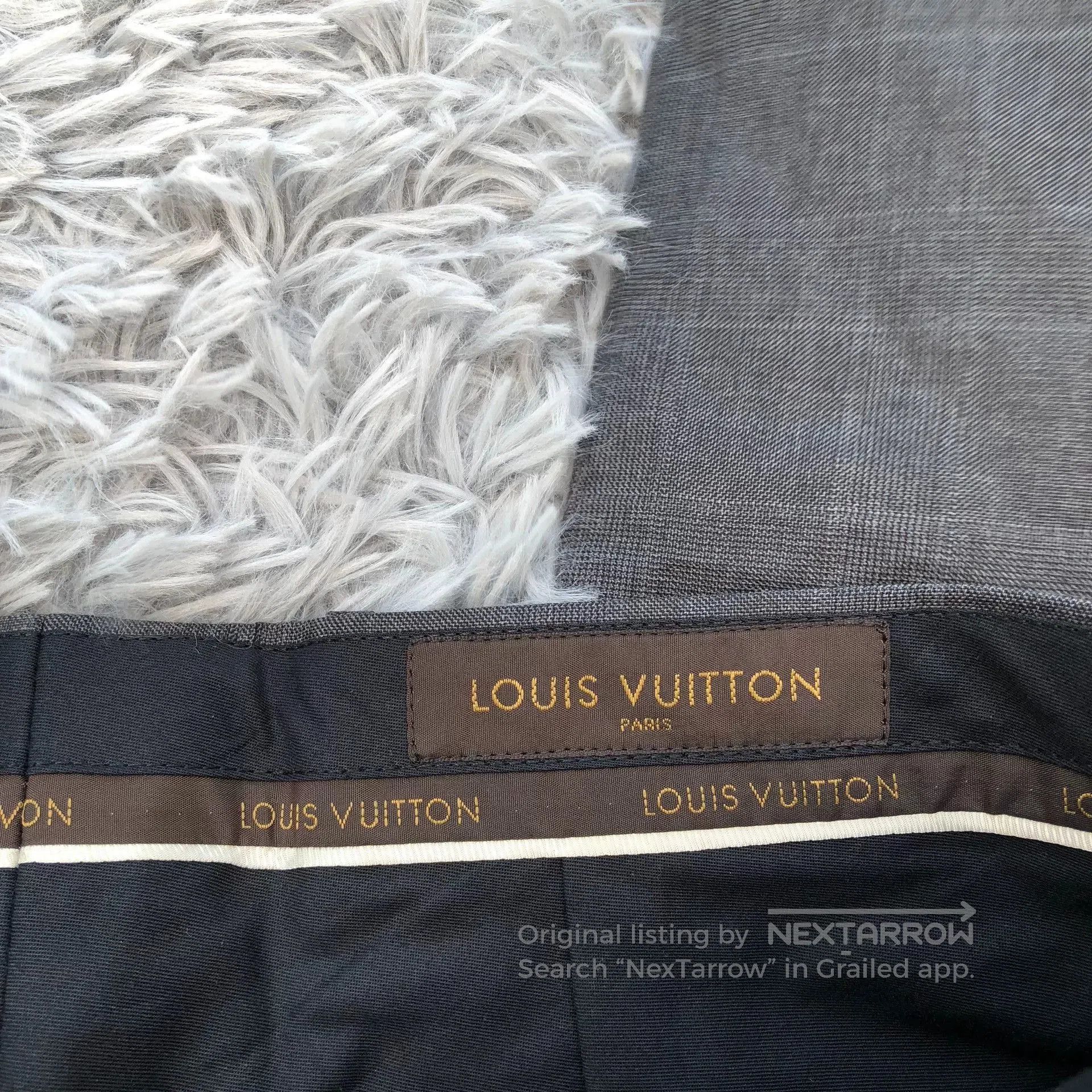 Louis Vuitton Louis Vuitton Double-Breasted Check Suit Set. Size US S / EU 44-46 / 1 - 8 Thumbnail