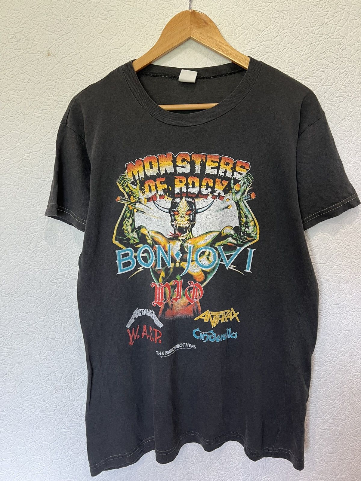 Band Tees Monsters Of Rock 1987 Bon Jovi Vintage Large Print T-shirt Size US L / EU 52-54 / 3 - 1 Thumbnail