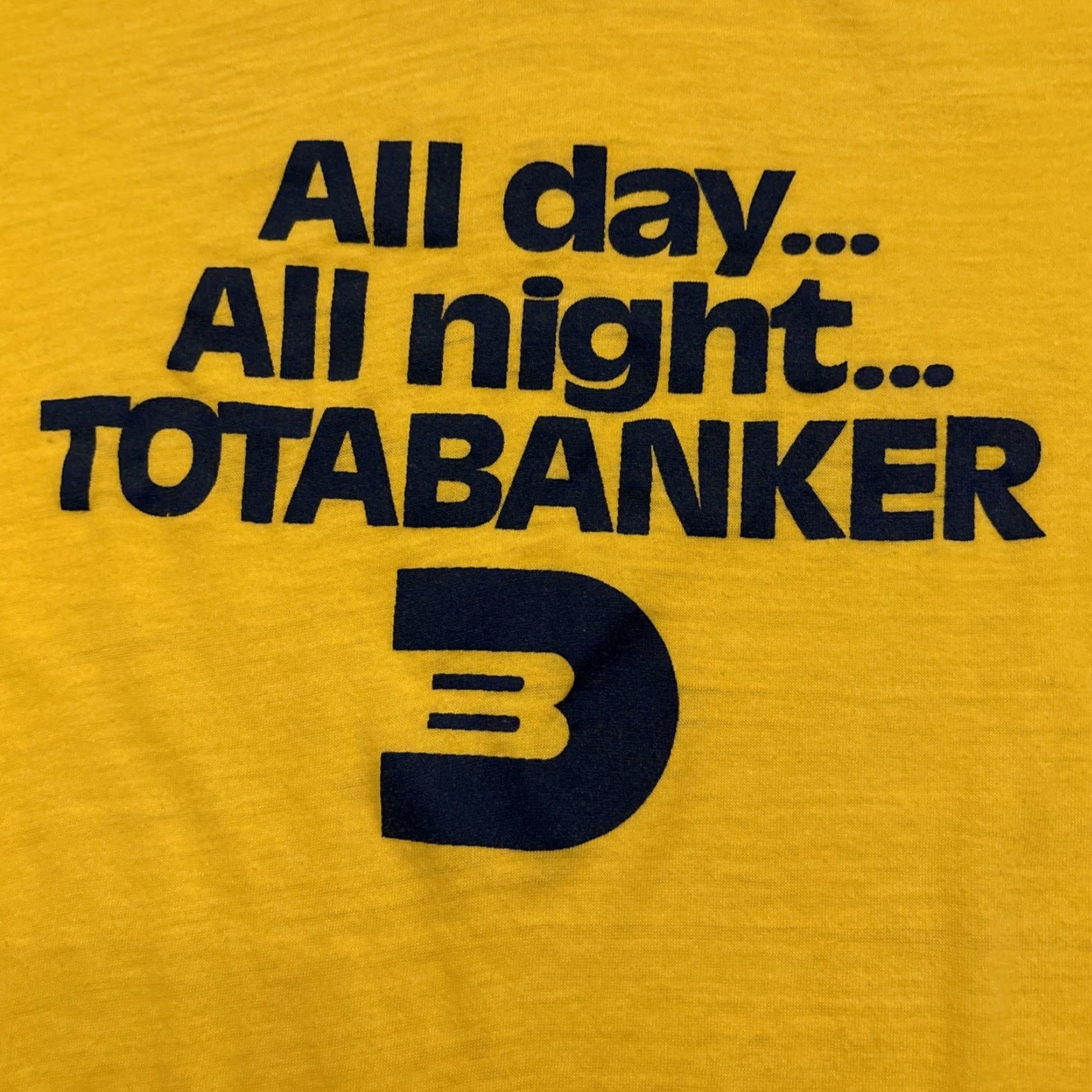 Vintage VINTAGE Totabanker Bank Of Delaware T Shirt All Day All Night Shirt Adult Large Yellow 90s Mens Size US L / EU 52-54 / 3 - 2 Thumbnail