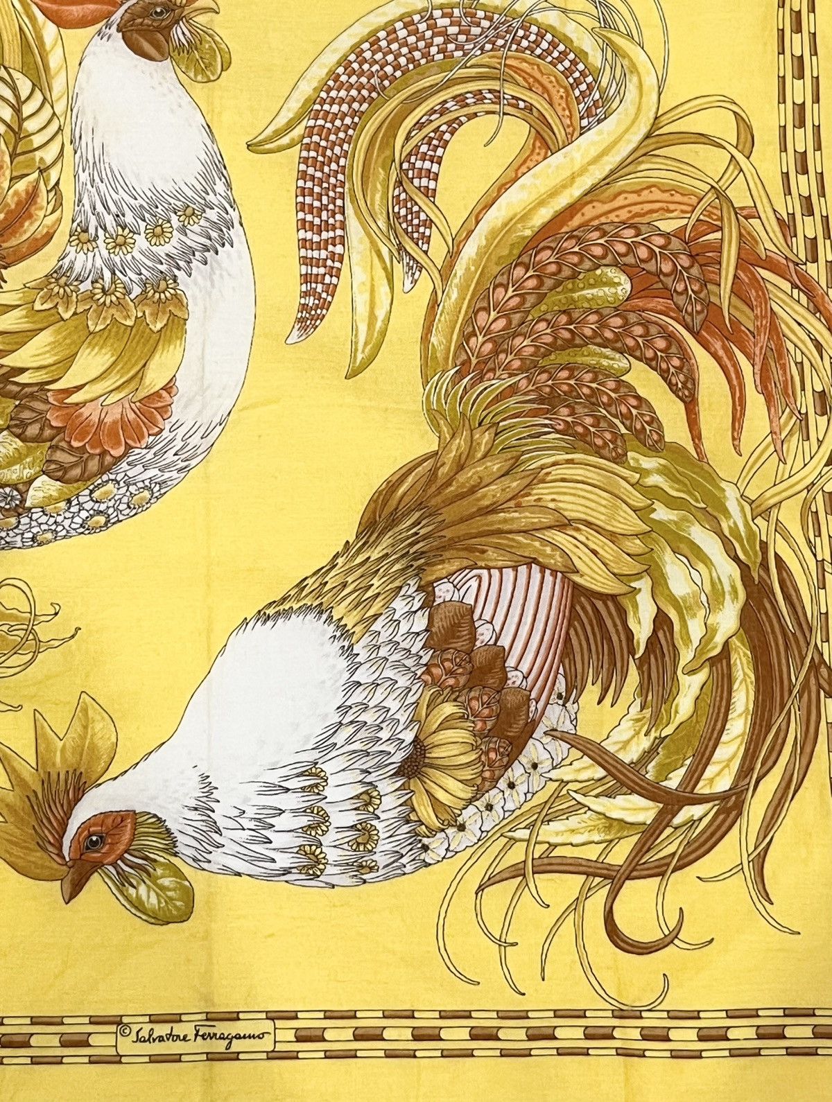 Salvatore Ferragamo Very Rare🔥Vintage Ferragamo Rooster Art Cotton Handkerchief Size ONE SIZE - 7 Thumbnail