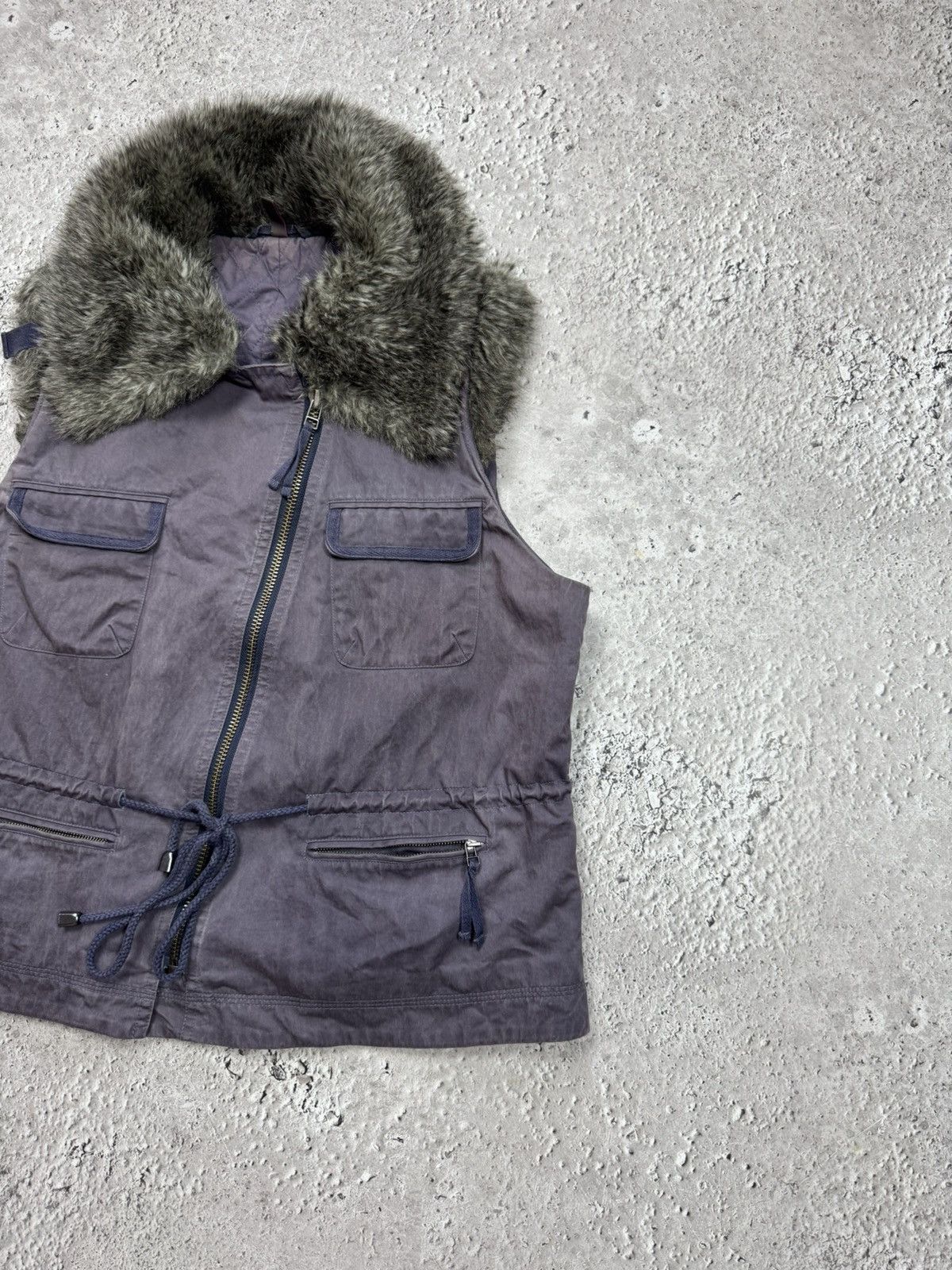 Other Vintage Womens Faux Fur Cargo Vest Y2K Zip Gilet Size M / US 6-8 / IT 42-44 - 2 Thumbnail