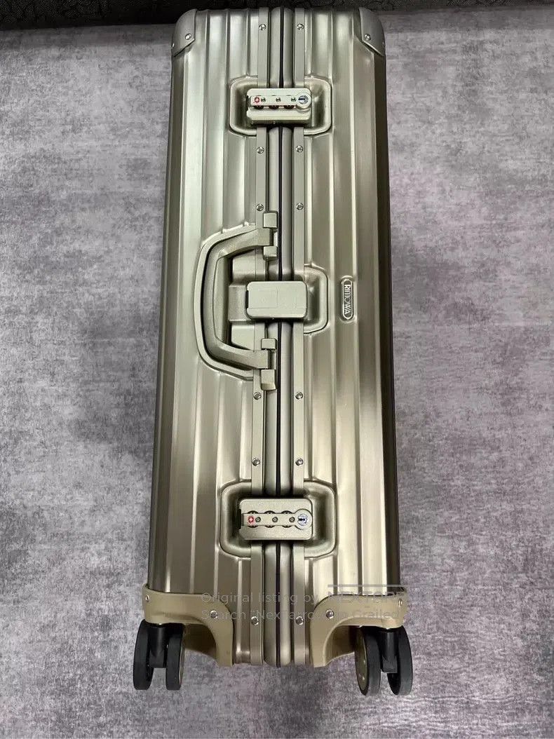 MCM Rimowa titanium color 30. Size ONE SIZE - 8 Thumbnail