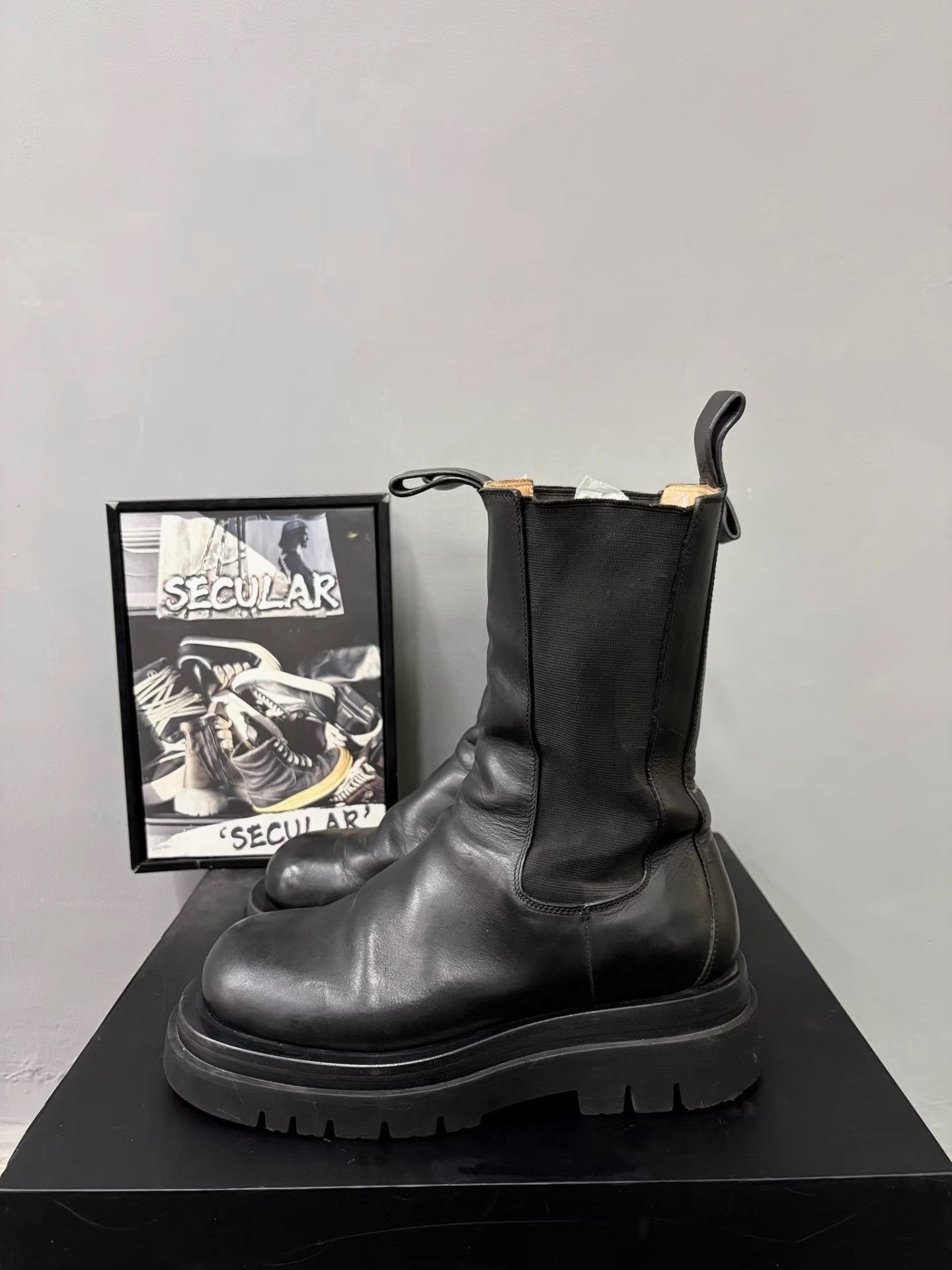 Bottega Veneta Bottega Veneta Lug Chelsea Boots K34 Size US 8 / IT 38 - 4 Thumbnail