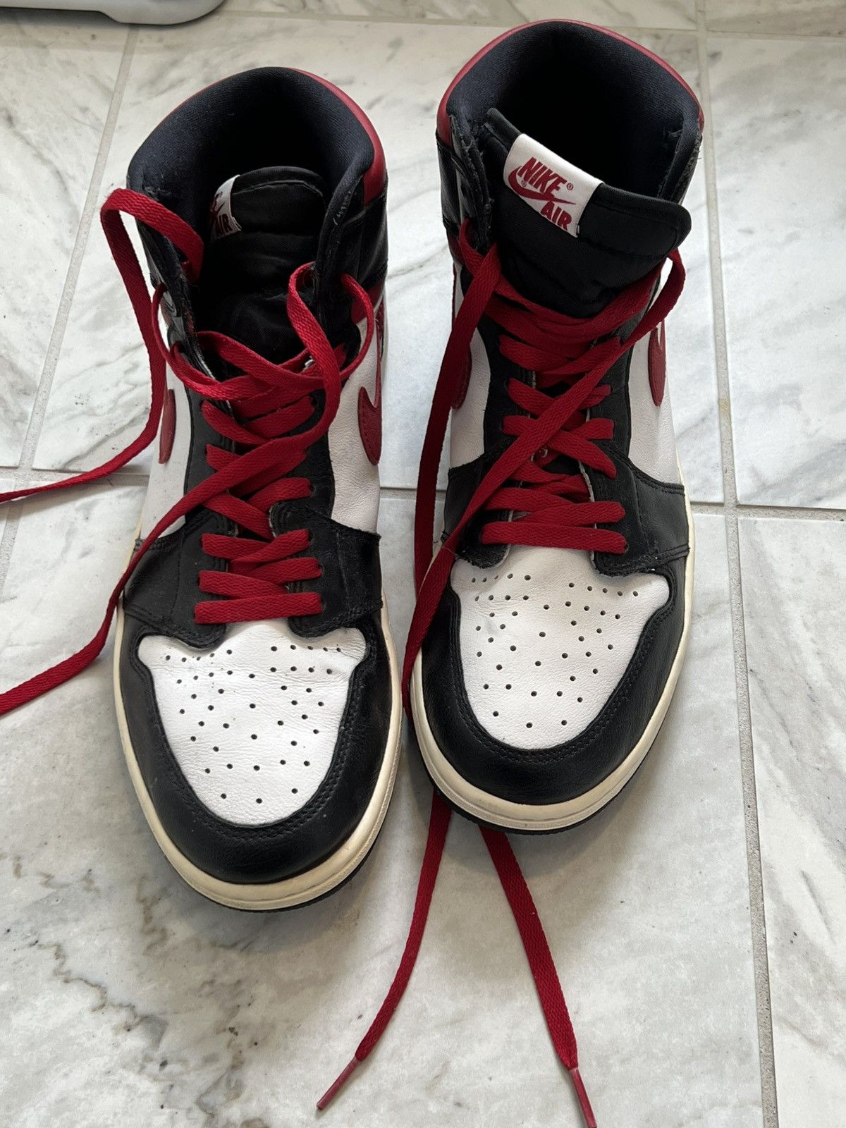 Jordan Brand × Nike Jordan 1 Retro High Black Gym Red 2019 Size US 11.5 / EU 44-45 - 3 Thumbnail