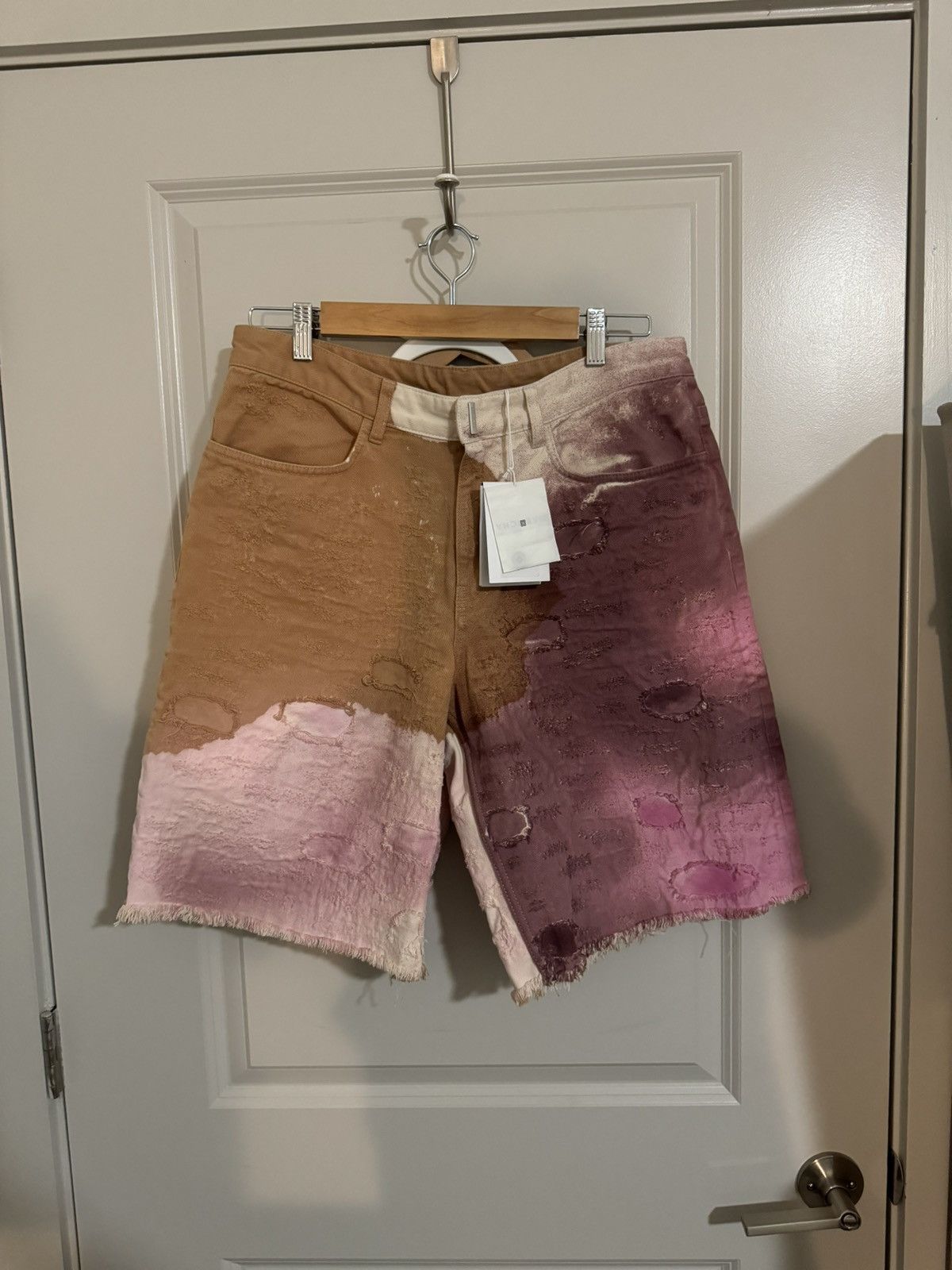 Givenchy Givenchy dyed boro shorts Size US 33 - 1 Thumbnail