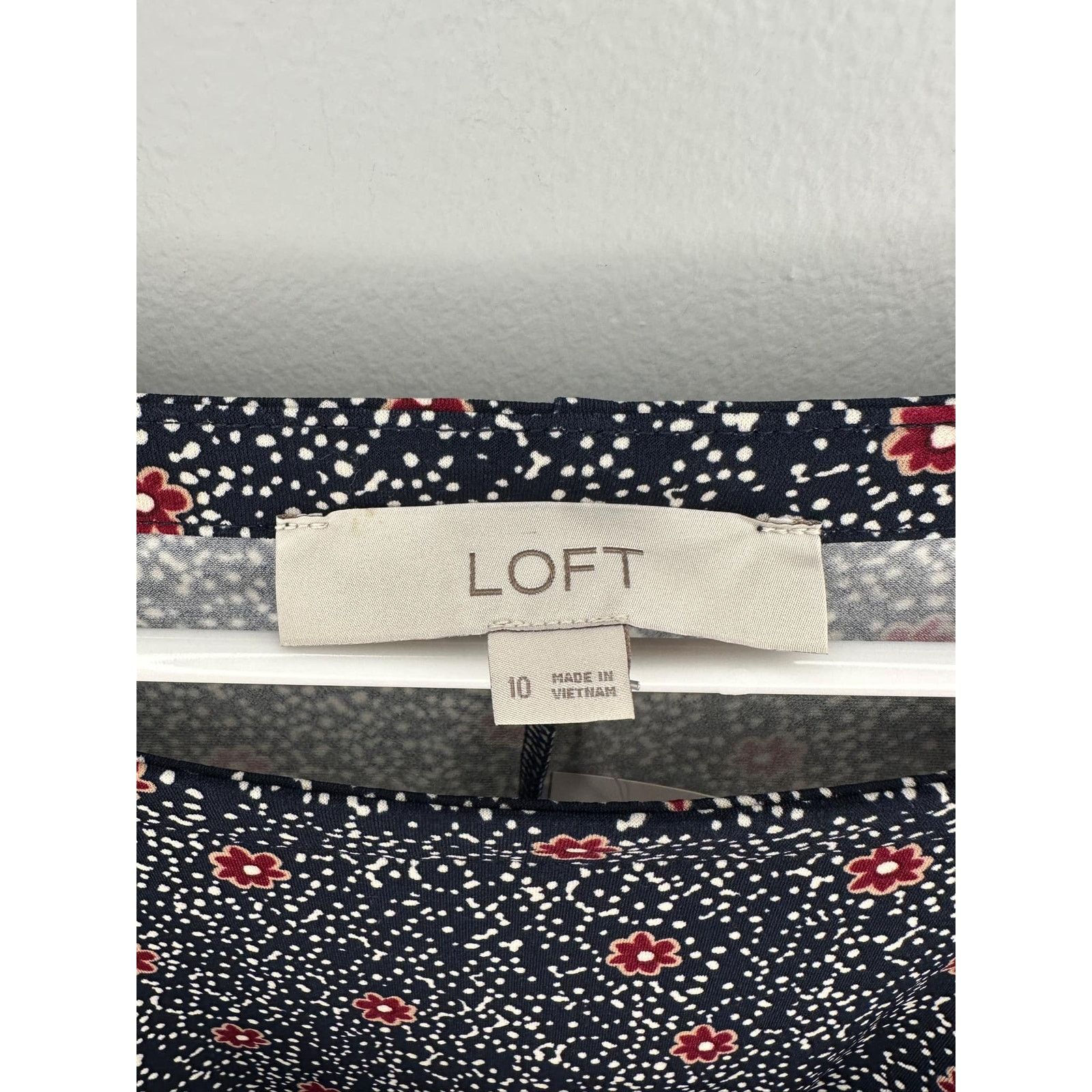 Loft NWT Loft Floral Pleated Mini Dress Navy Women's Size 10 Size L / US 10 / IT 46 - 2 Thumbnail