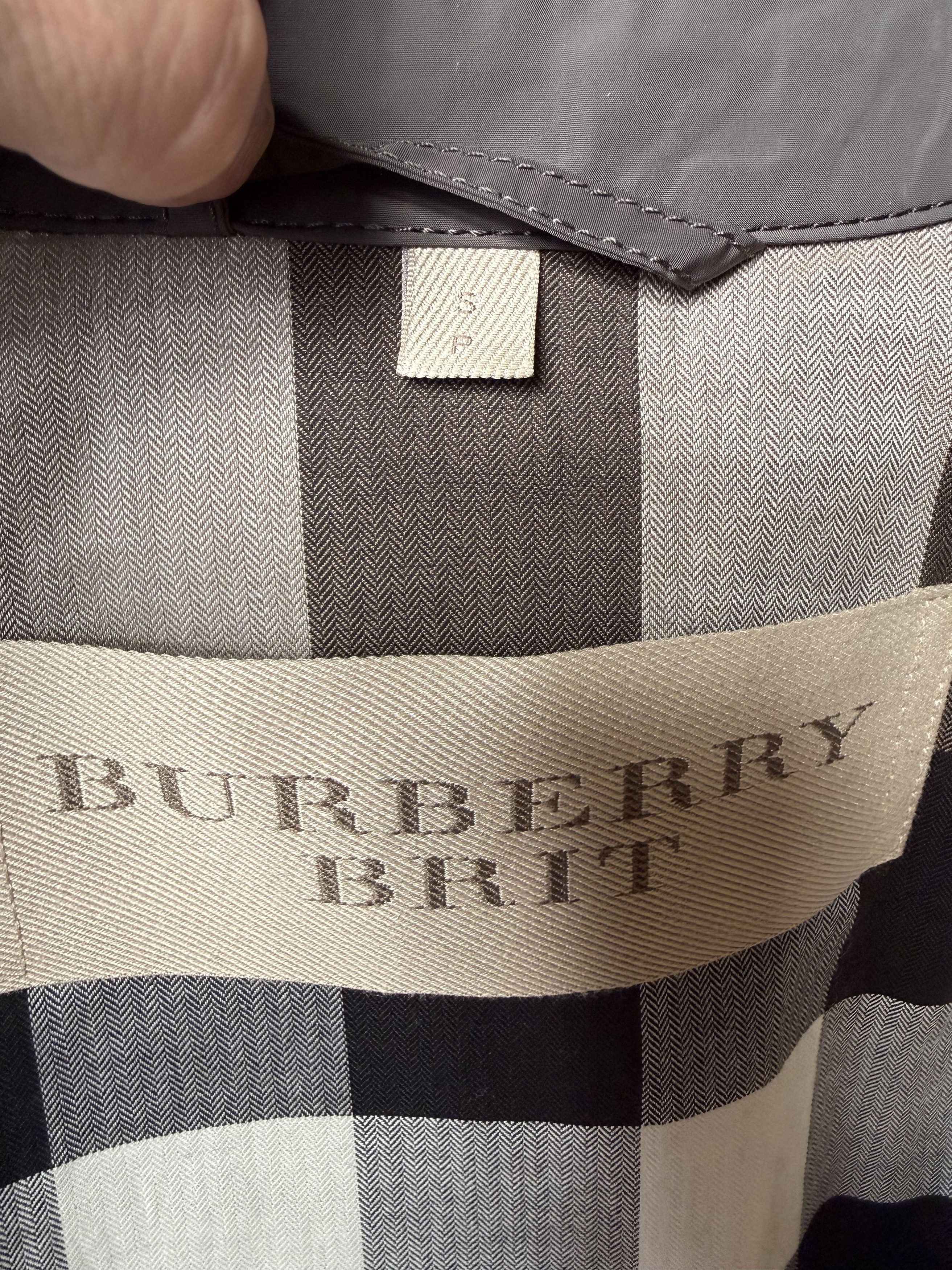 Burberry Burberry TRENCHCOAT -NEW CONDITION WORN ONCE Size US S / EU 44-46 / 1 - 10 Thumbnail