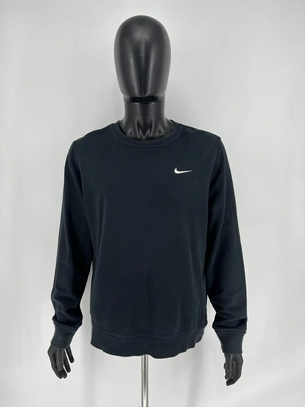 Nike × Vintage Vintage Nike Black Embroidery Logos Sweatshirt Crazy Style Size US L / EU 52-54 / 3 - 7 Thumbnail