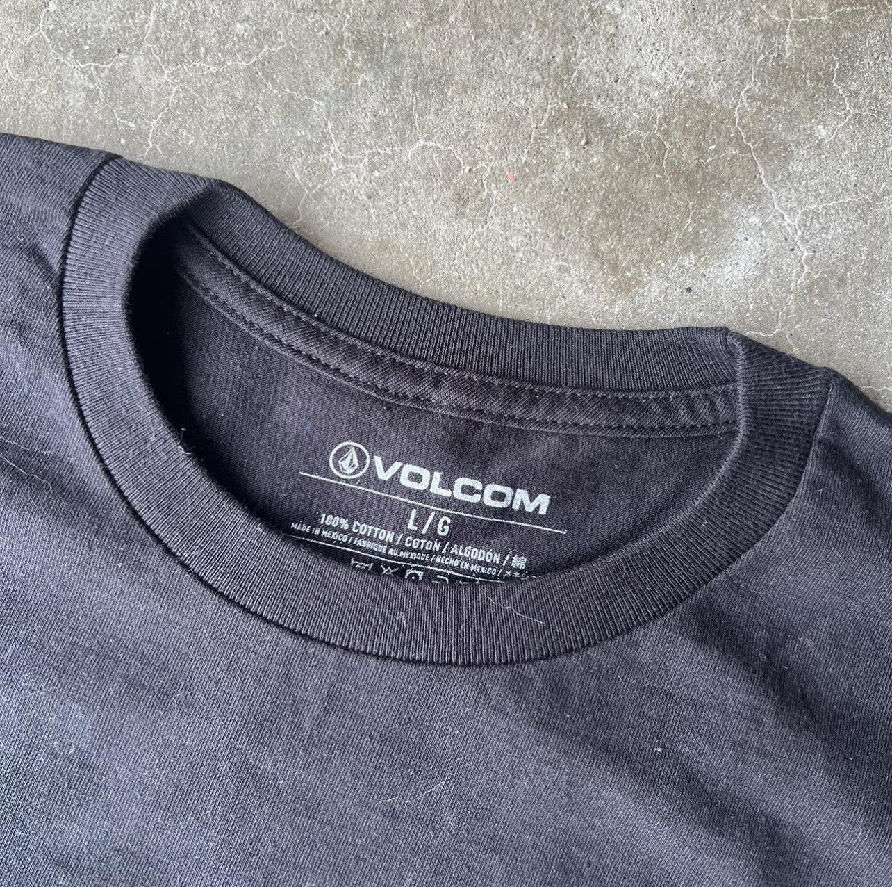 Vintage × Volcom Volcom Stone T Shirt Size Large Size US L / EU 52-54 / 3 - 4 Thumbnail