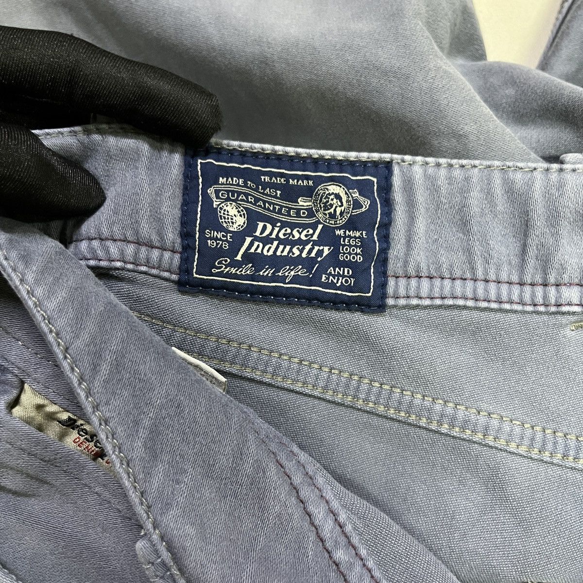 Diesel × Vintage Vintage Diesel Industry Faded Pants/Jeans Size US 32 / EU 48 - 13 Thumbnail
