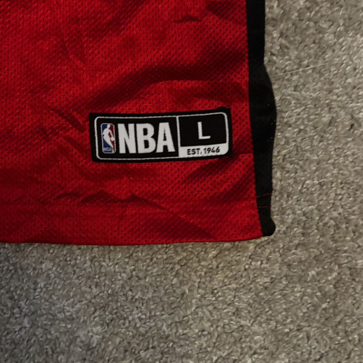 NBA Derrick rose vintage bulls jersey Size US L / EU 52-54 / 3 - 4 Thumbnail