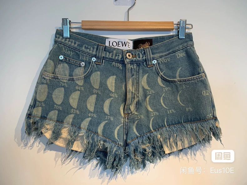 Loewe Loewe denim shorts Size 24" / US 00 / IT 34 - 1 Thumbnail