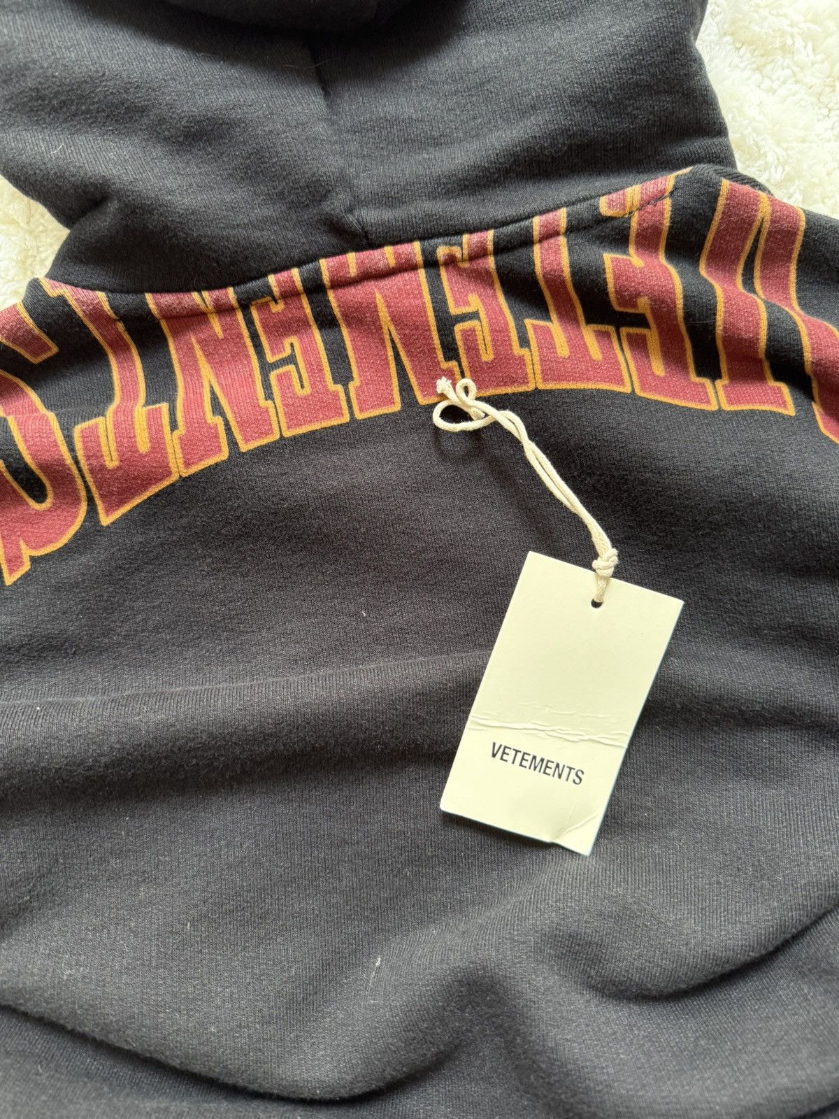 Vetements Vetements aw18 “misplaced” hoodie by demna gvasalia Size US S / EU 44-46 / 1 - 6 Thumbnail
