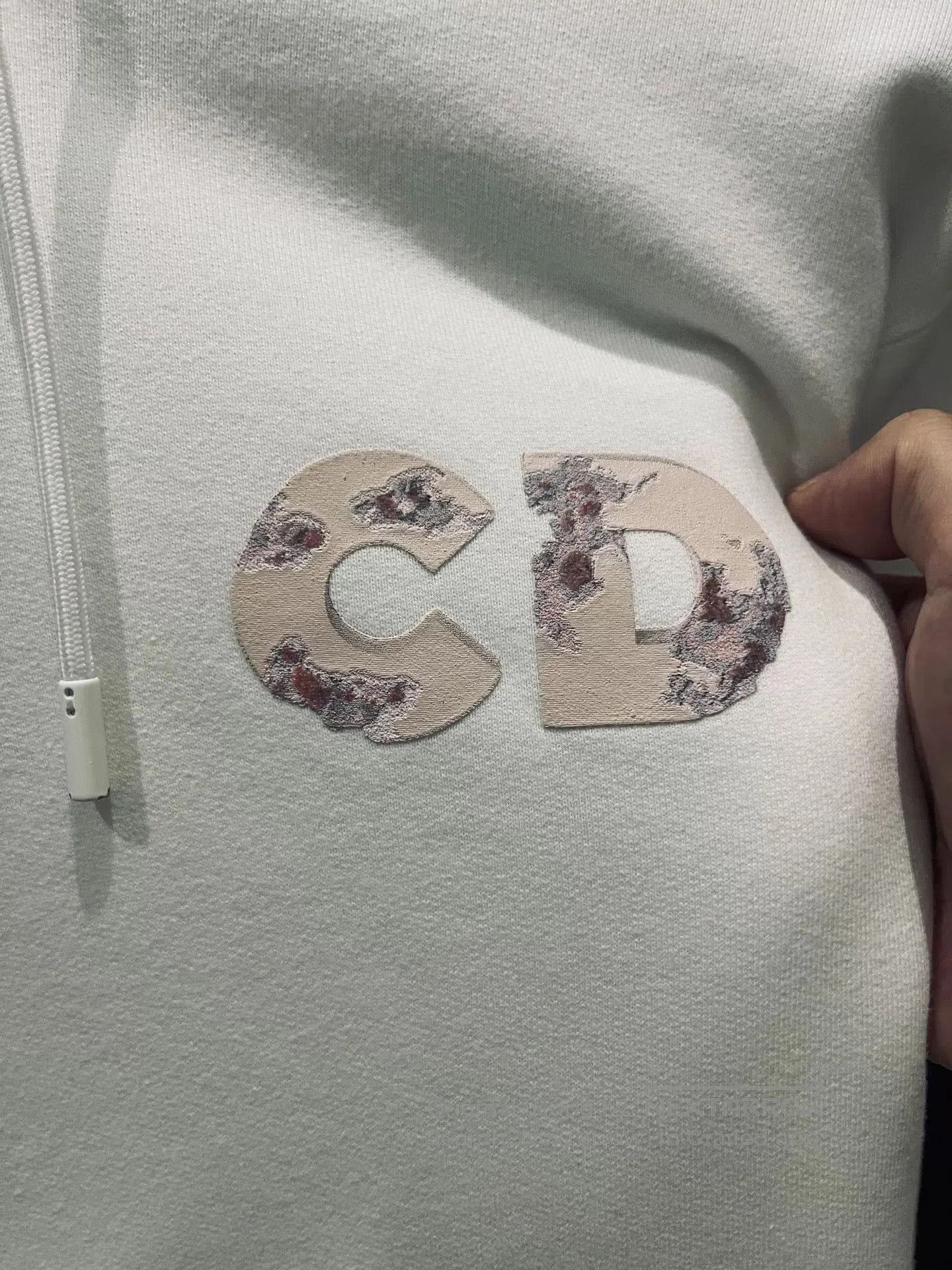 Dior Dior X Daniel Arsham White Hoodie. Size US S / EU 44-46 / 1 - 3 Thumbnail