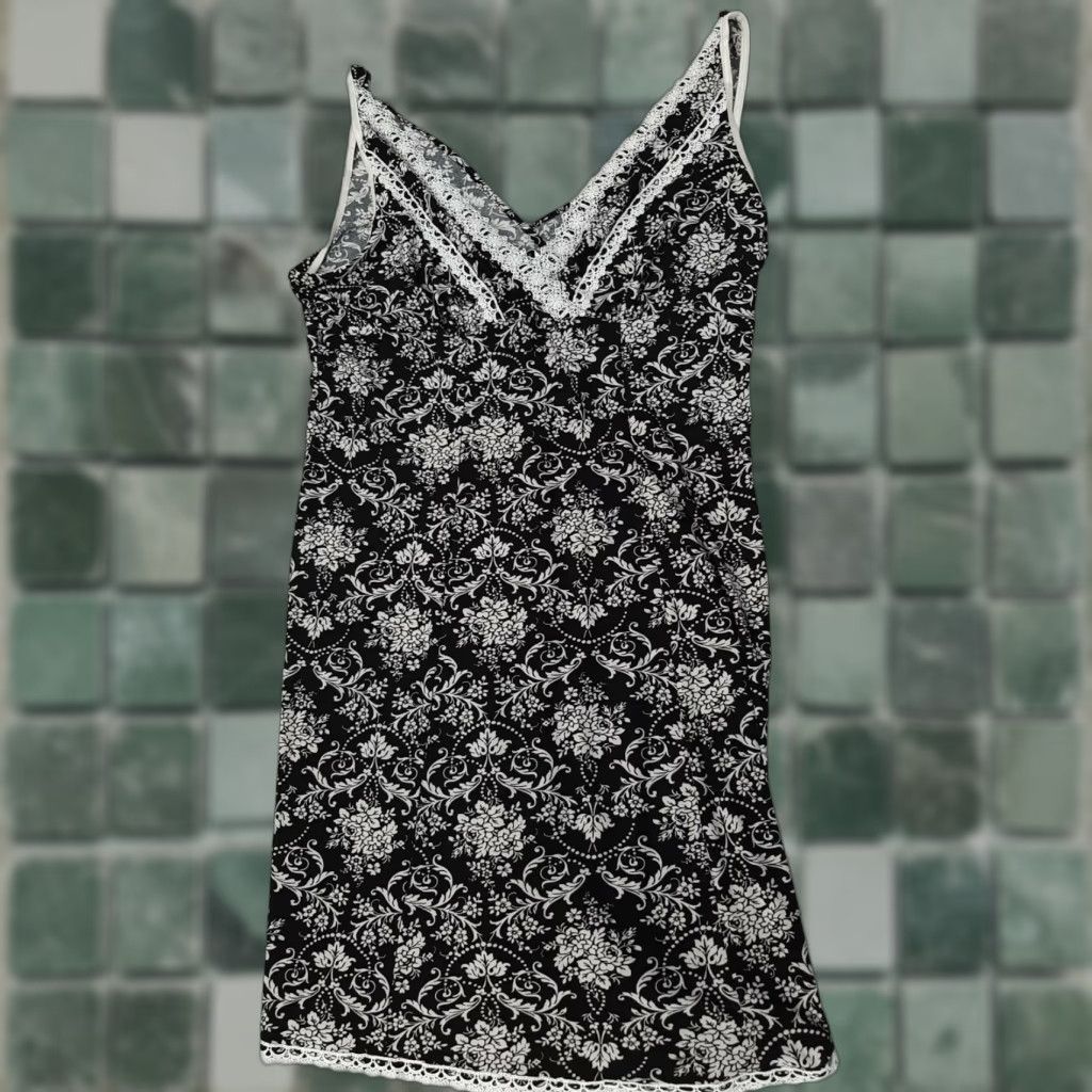 Vintage Delicates Slip Night Gown Lingerie Sexy L large Sleeveless Black White Lace Trim Dress Chemise Women Floral Embroidered Vintage: No Size ONE SIZE - 1 Thumbnail