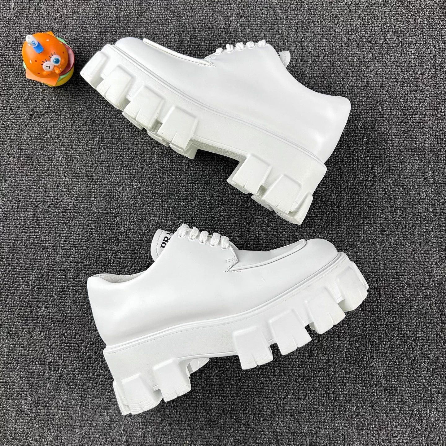 Prada Prada White Platform Shoes EU 35 Size US 4 / IT 34 - 4 Thumbnail