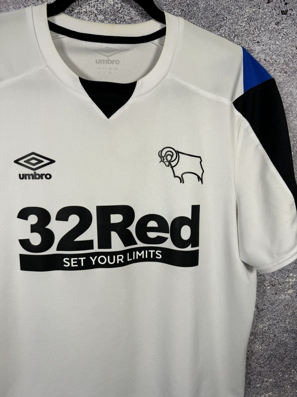 Umbro × Vintage Vintage Derby County 2021/22 Umbro Soccer Jersey Blokcore L Size US L / EU 52-54 / 3 - 5 Thumbnail