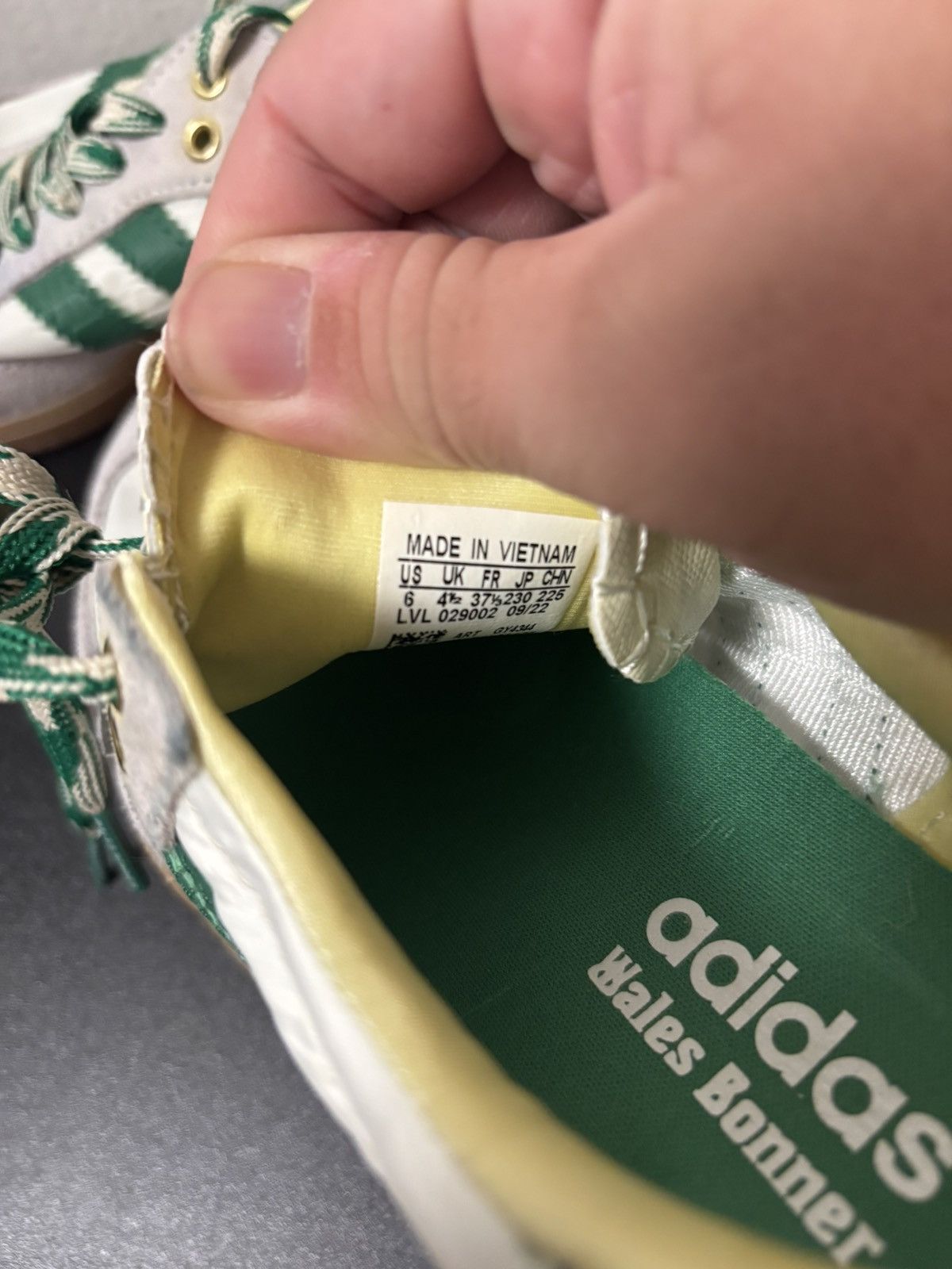 Adidas × Wales Bonner Adidas x Wales Bonner Samba Low White Green Size 6US RARE Size US 6 / IT 36 - 12 Thumbnail