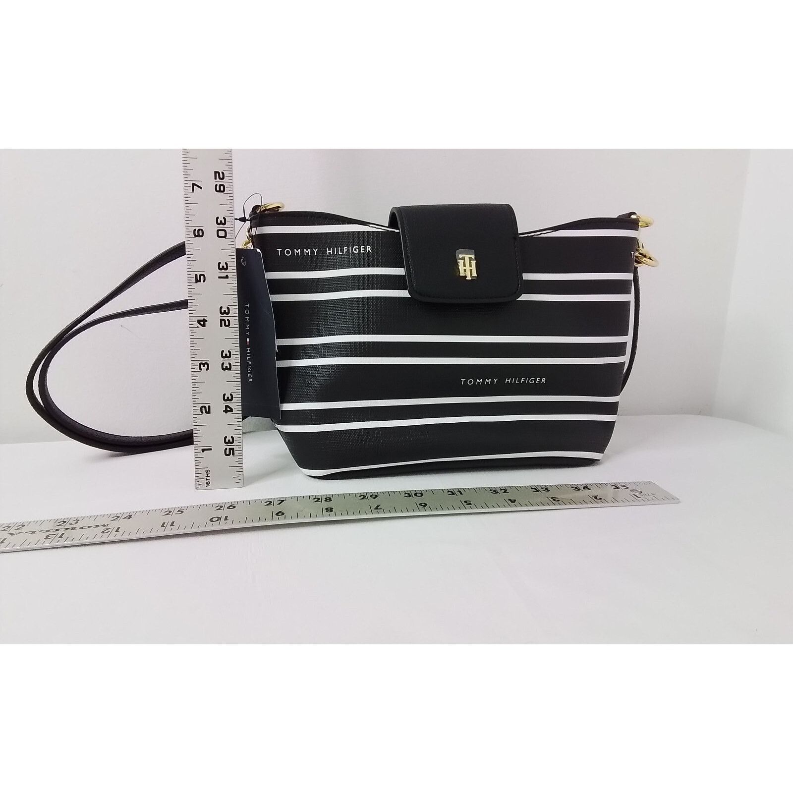 Tommy Hilfiger Tommy Hilfiger Purse NWT Black + White Size ONE SIZE - 3 Thumbnail