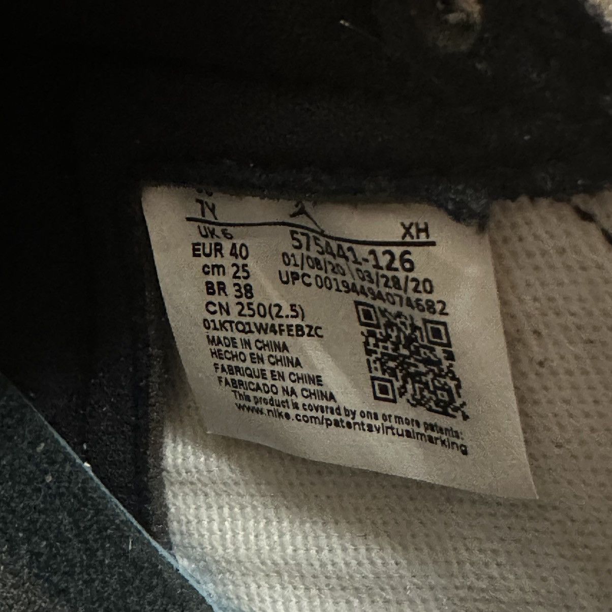 Jordan Brand Jordan 1 Mid “Light Smoke Grey” Size 7 Size US 7 / EU 40 - 7 Thumbnail
