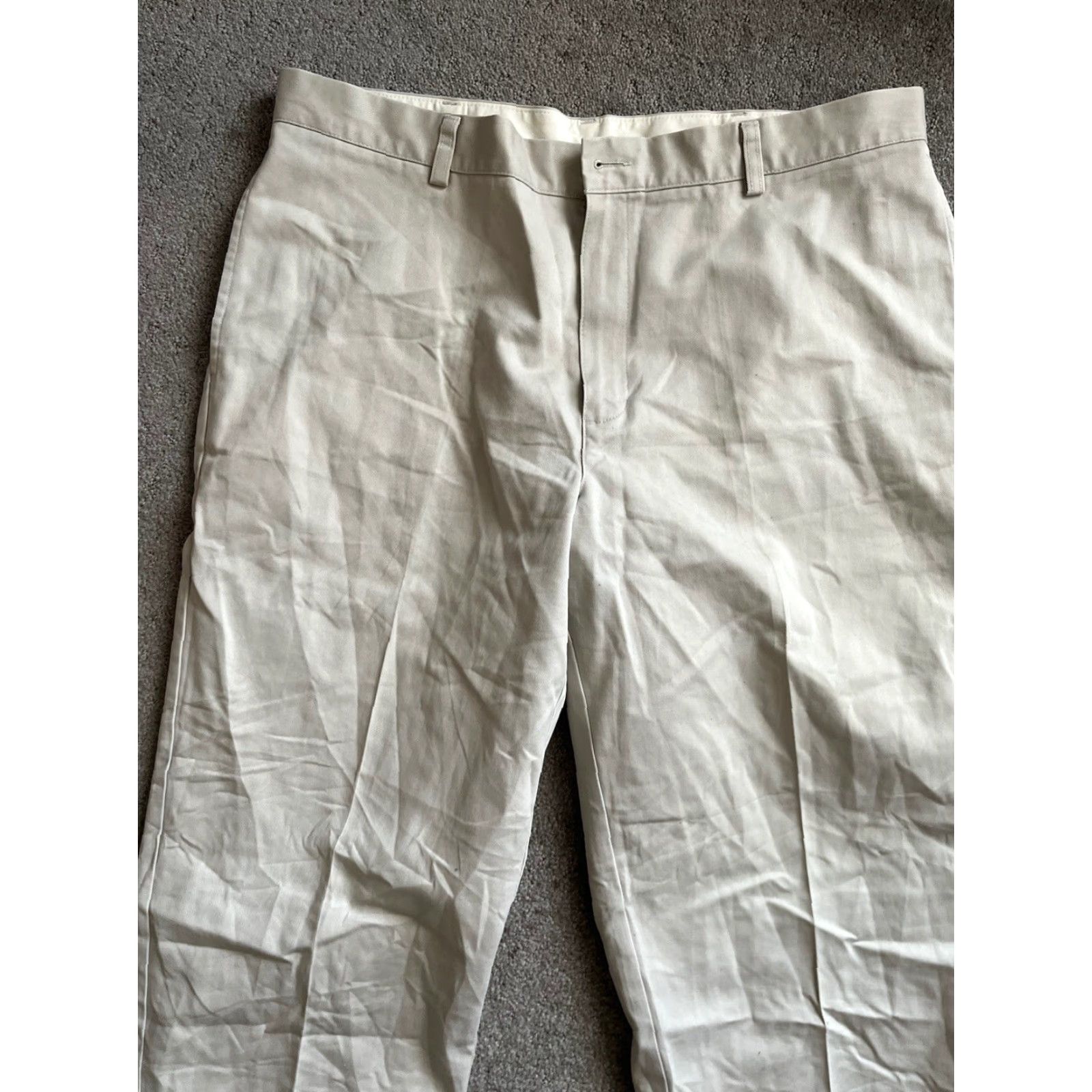 Vintage L.L. Bean Pants Mens 37x29 Flat Front Khaki Classic Fit Beige Khakis 37 Inseam 29 in Regular Size Mens Style 212330 Size US 37 - 2 Thumbnail