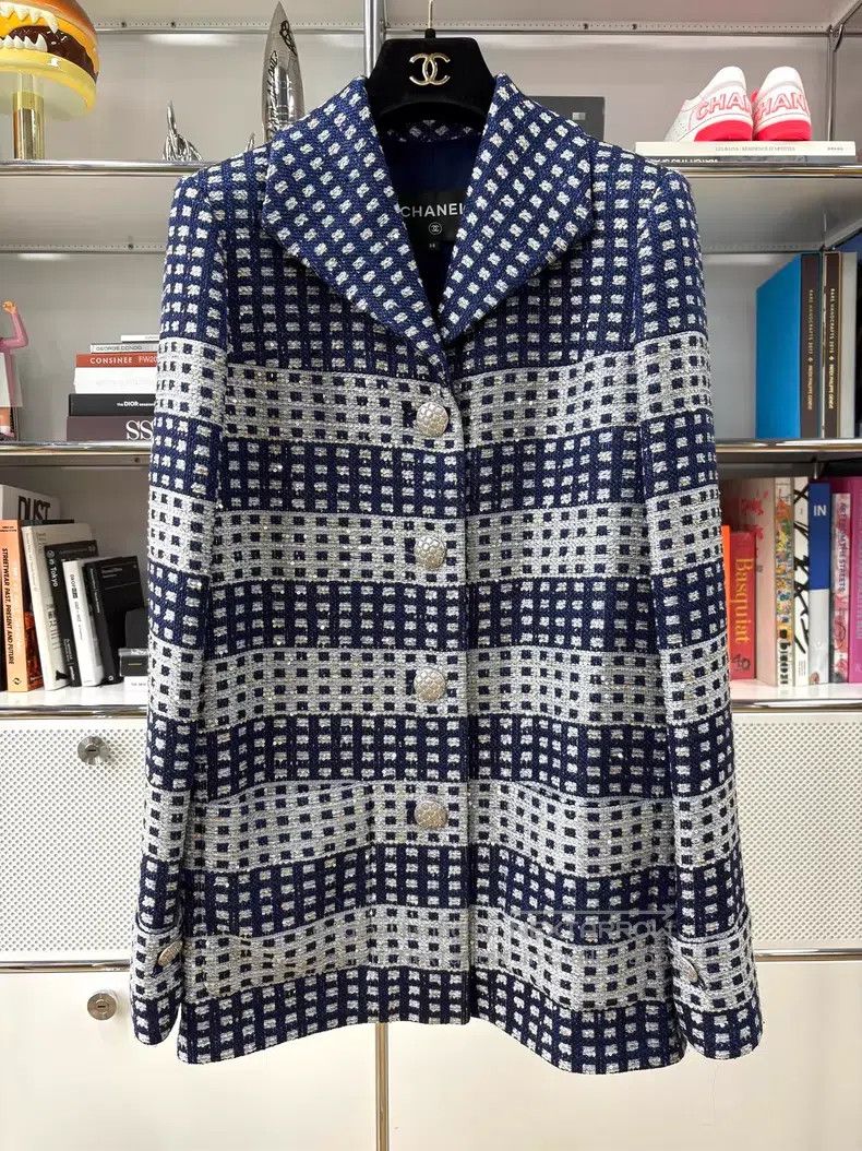 Chanel Chanel 17P Heavy Industry Blue and White Striped Sequin Wo Size XS / US 0-2 / IT 36-38 - 1 Thumbnail