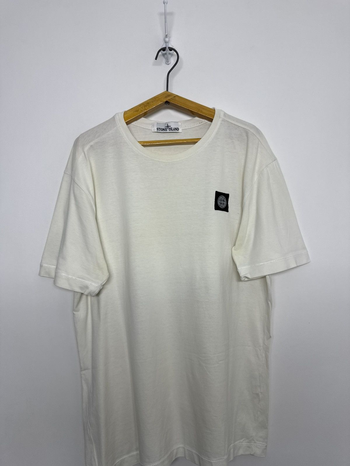 Stone Island Stone Island Mens T-Shirt Short Sleeve Logo Patch Casual Size US XL / EU 56 / 4 - 3 Thumbnail