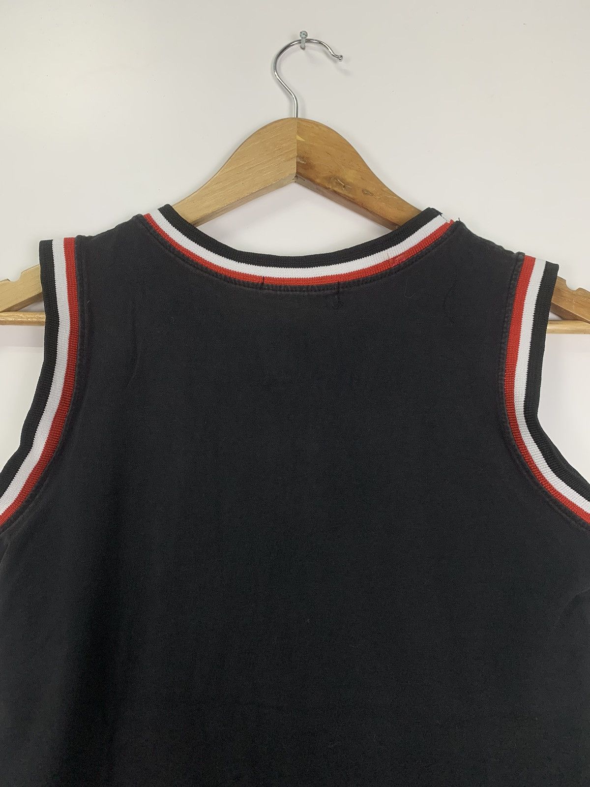 NBA × Vintage Vintage Chicago Bulls Jersey Size US S / EU 44-46 / 1 - 8 Thumbnail