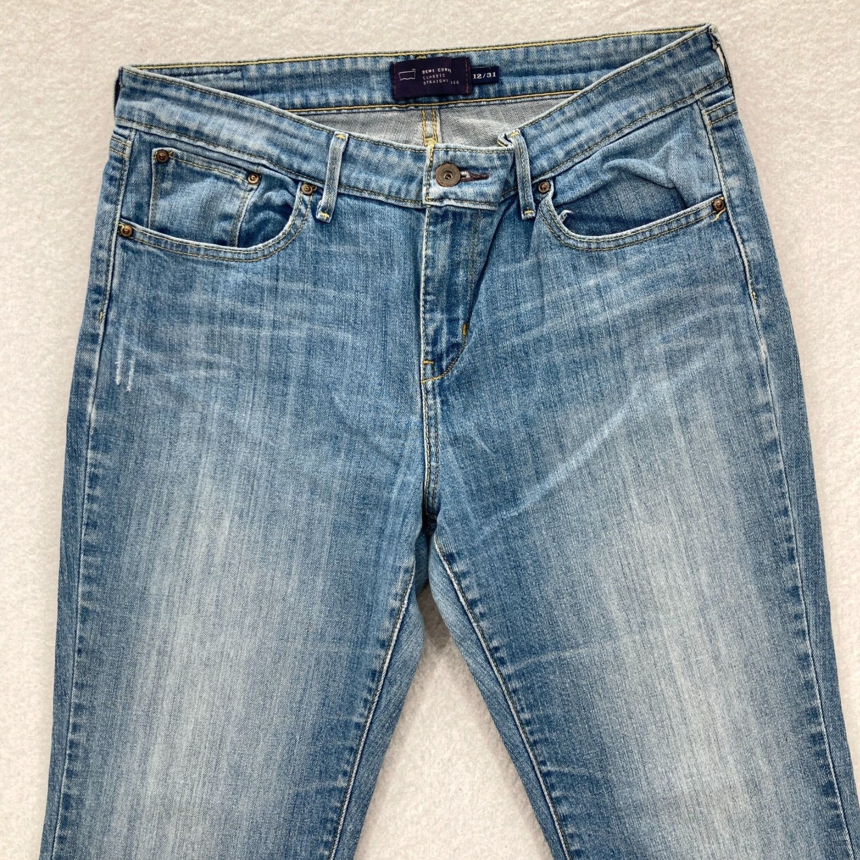 Levi's Levi's Demi Curve Womens Sz 12 Straight Leg Light Wash Blue Jeans Size 24" / US 00 / IT 34 - 2 Thumbnail