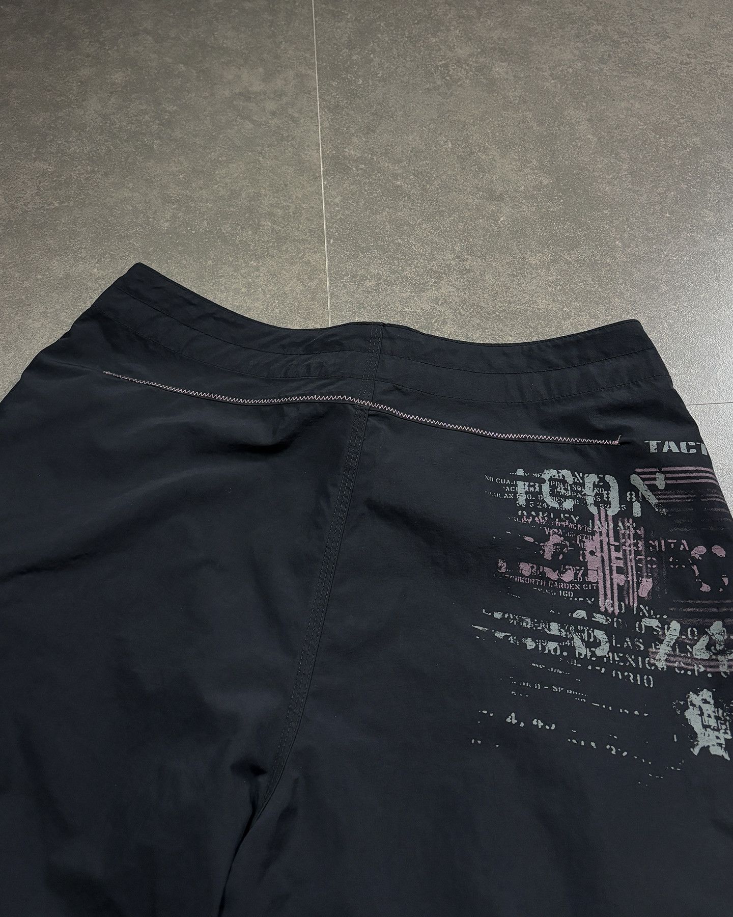 Oakley Oakley Panelled Board Short Vintage Size US 34 / EU 50 - 6 Thumbnail