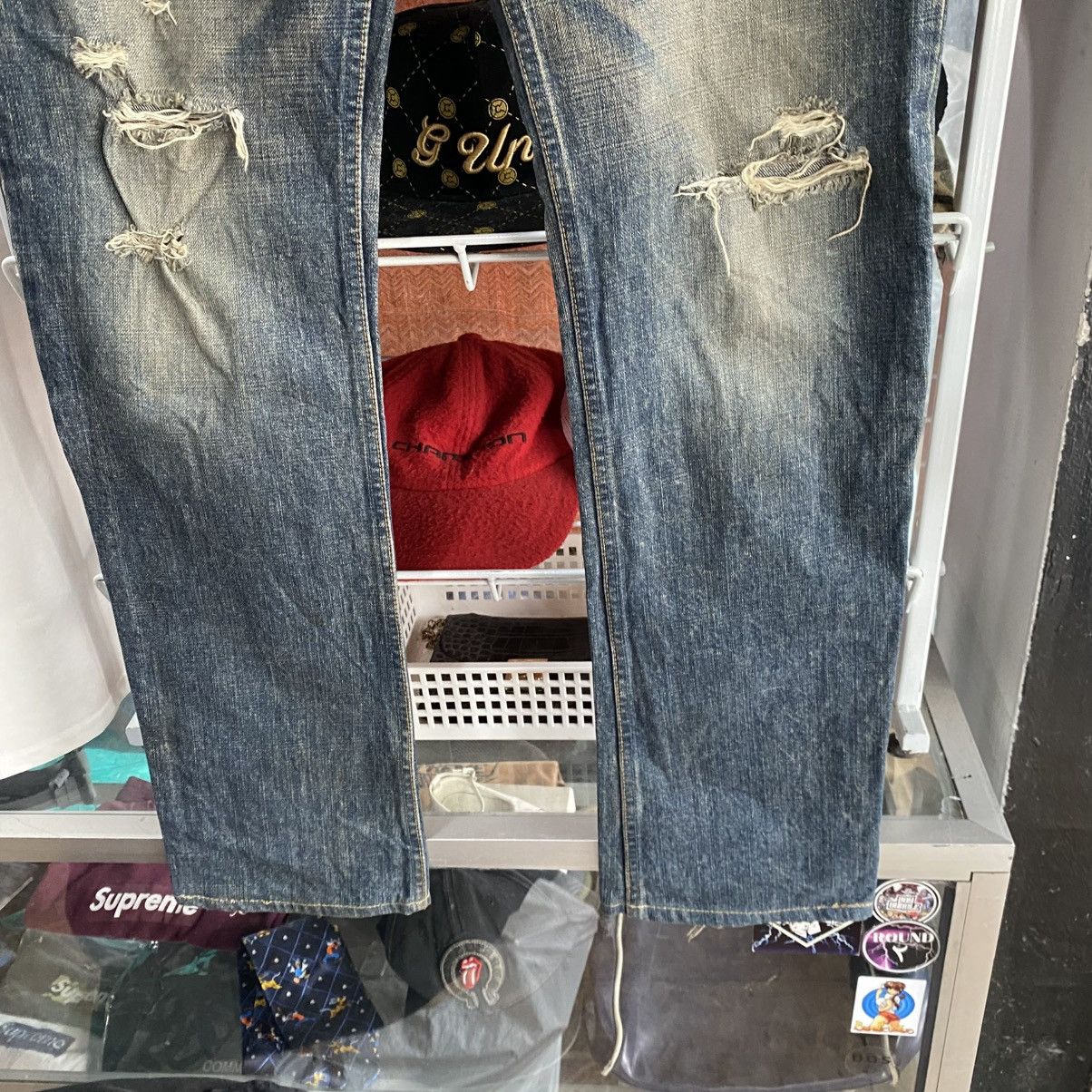 Le Grande Bleu (L.G.B.) LGB Distressed Blue Denim Jeans | Vintage Wash Ripped Style Size US 33 - 10 Thumbnail