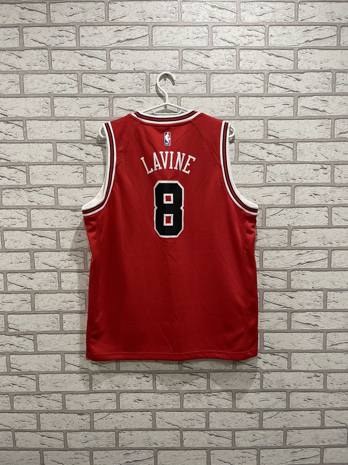 NBA × Vintage Nike Chicago Bulls Zachary Lavine #8 NBA Bascetball jersey Size US XL / EU 56 / 4 - 8 Thumbnail