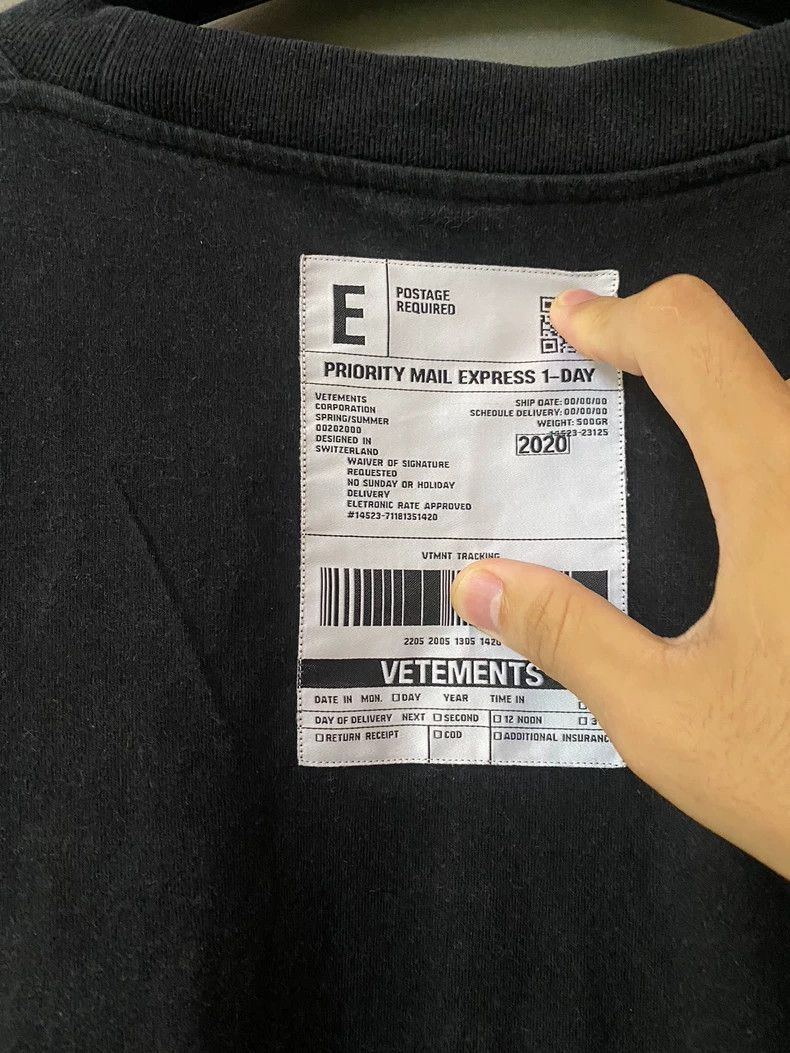 Vetements Vetements Anti-war short-sleeved shirt with a popular logo Size US S / EU 44-46 / 1 - 4 Thumbnail