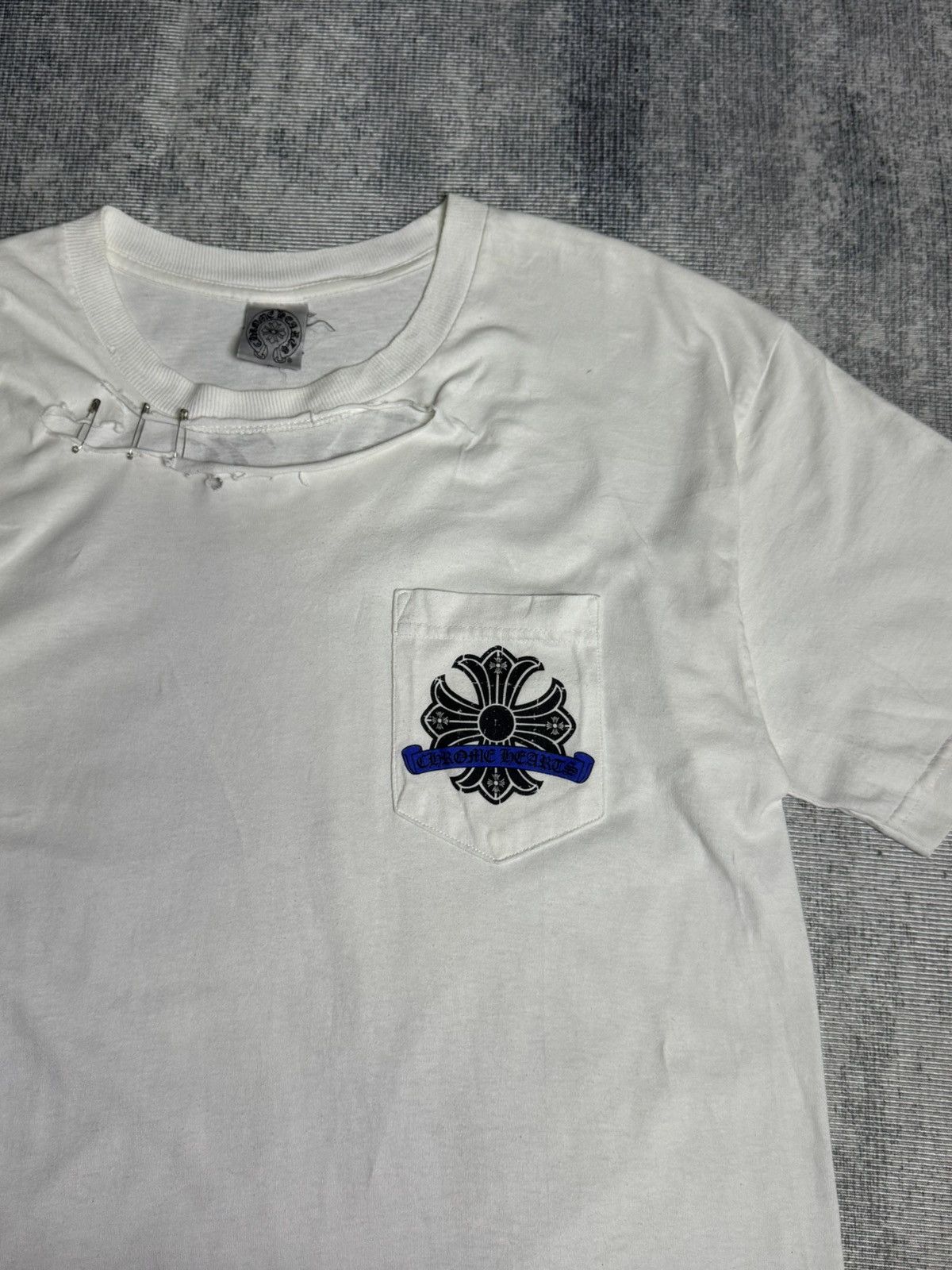 Chrome Hearts VINTAGE! THRASHED! HORSESHOE SCROLL Size US L / EU 52-54 / 3 - 6 Thumbnail