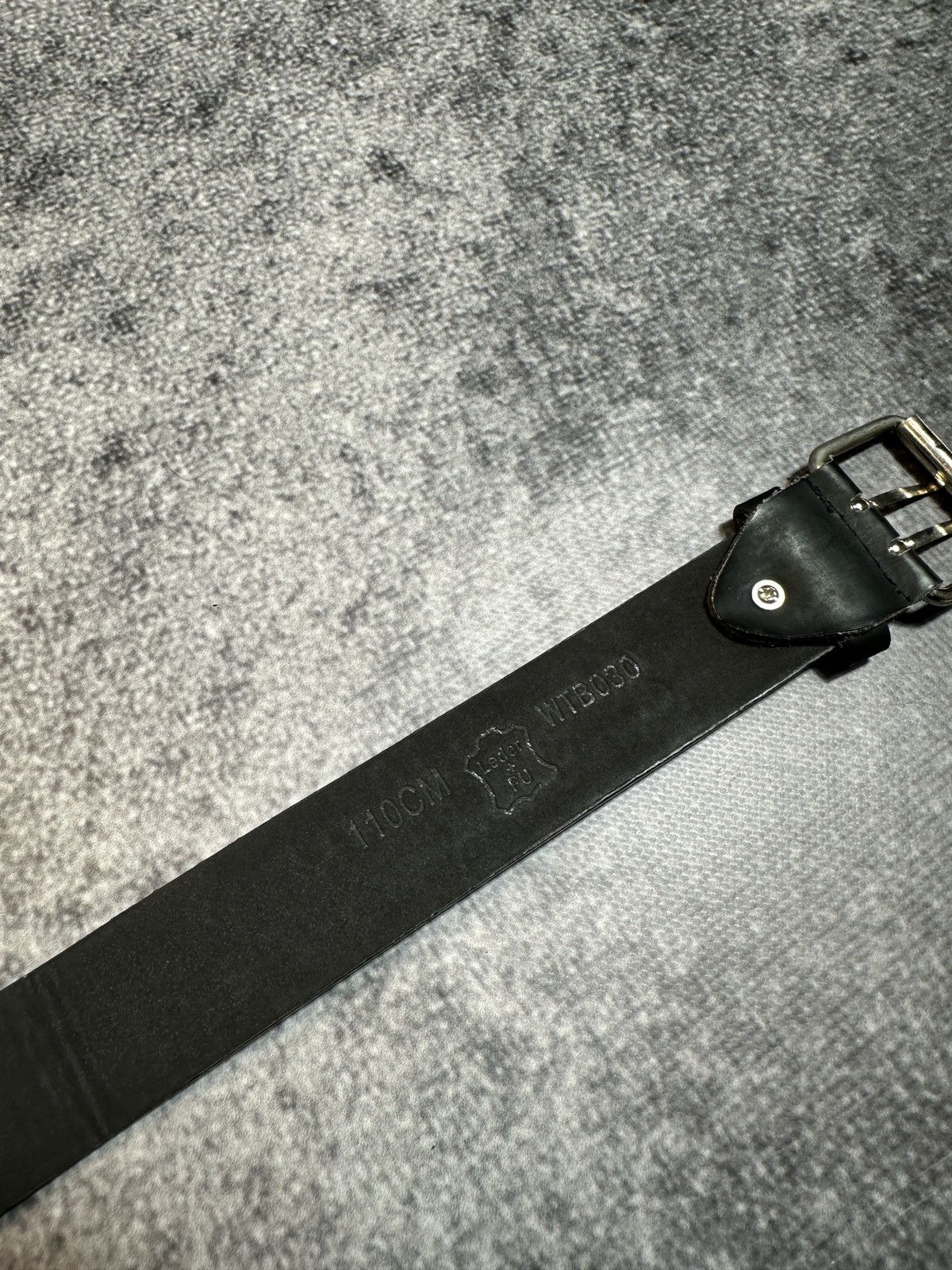Designer Y2K Vintage Full Holes Leather Belts Avant Garde USA Alt VTg Size ONE SIZE - 2 Thumbnail