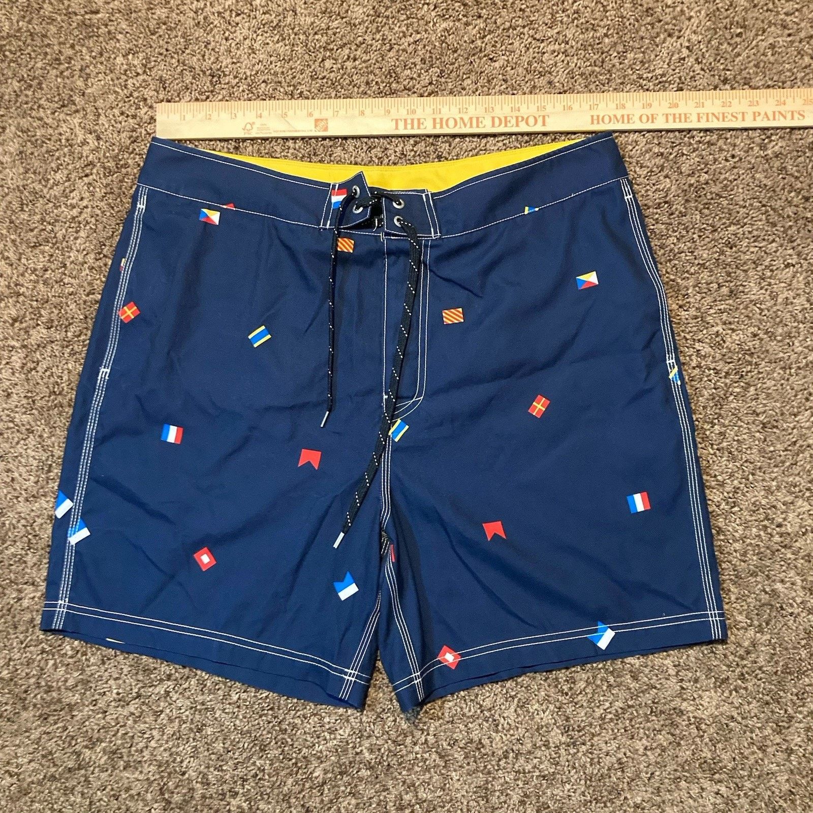 Nautica Nautical Board Swim Trunks Flag Printed Shorts Men Size 36 W Size US 36 / EU 52 - 4 Thumbnail