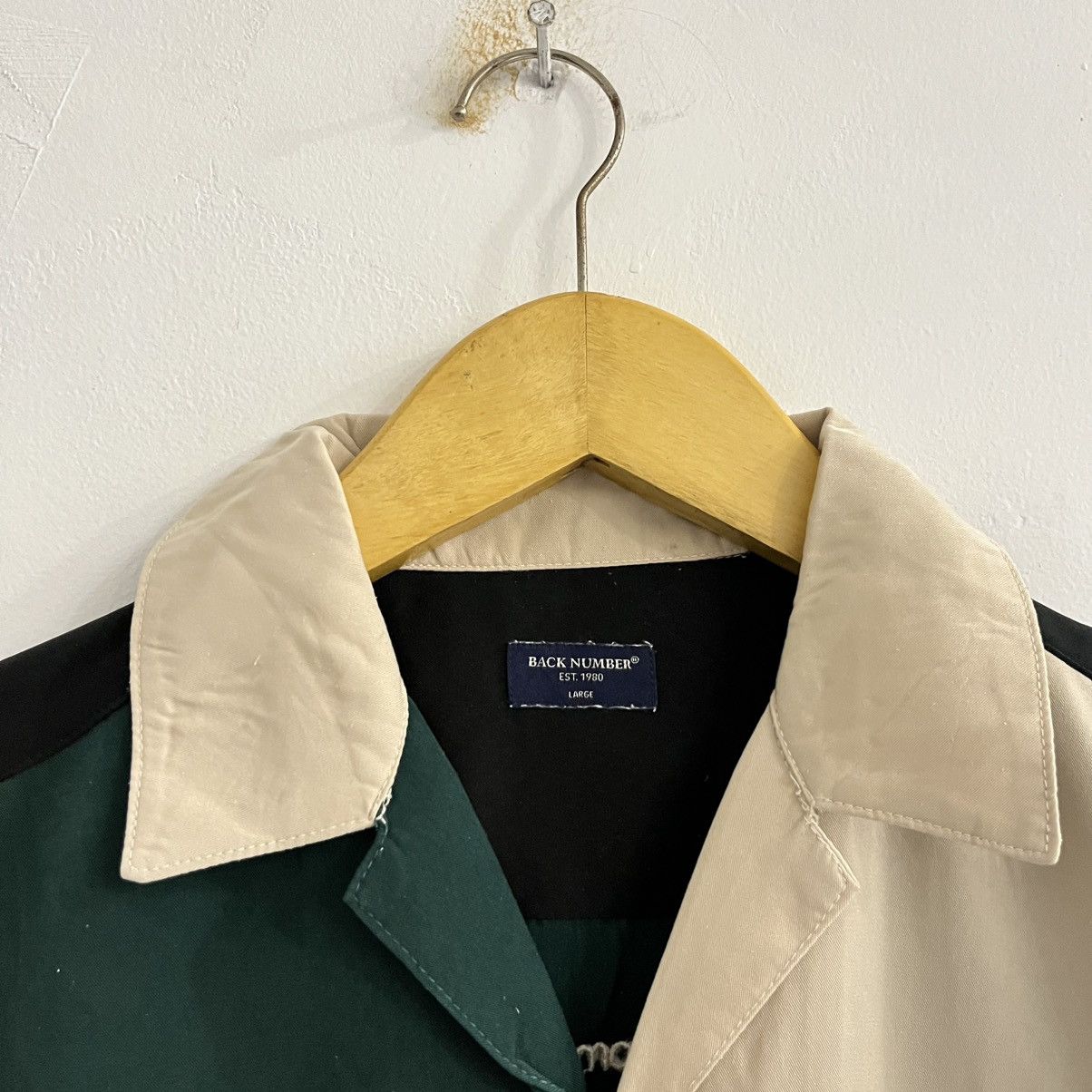 Japanese Brand Back Number Two Tone Color Graphic Button Up Size US L / EU 52-54 / 3 - 4 Thumbnail